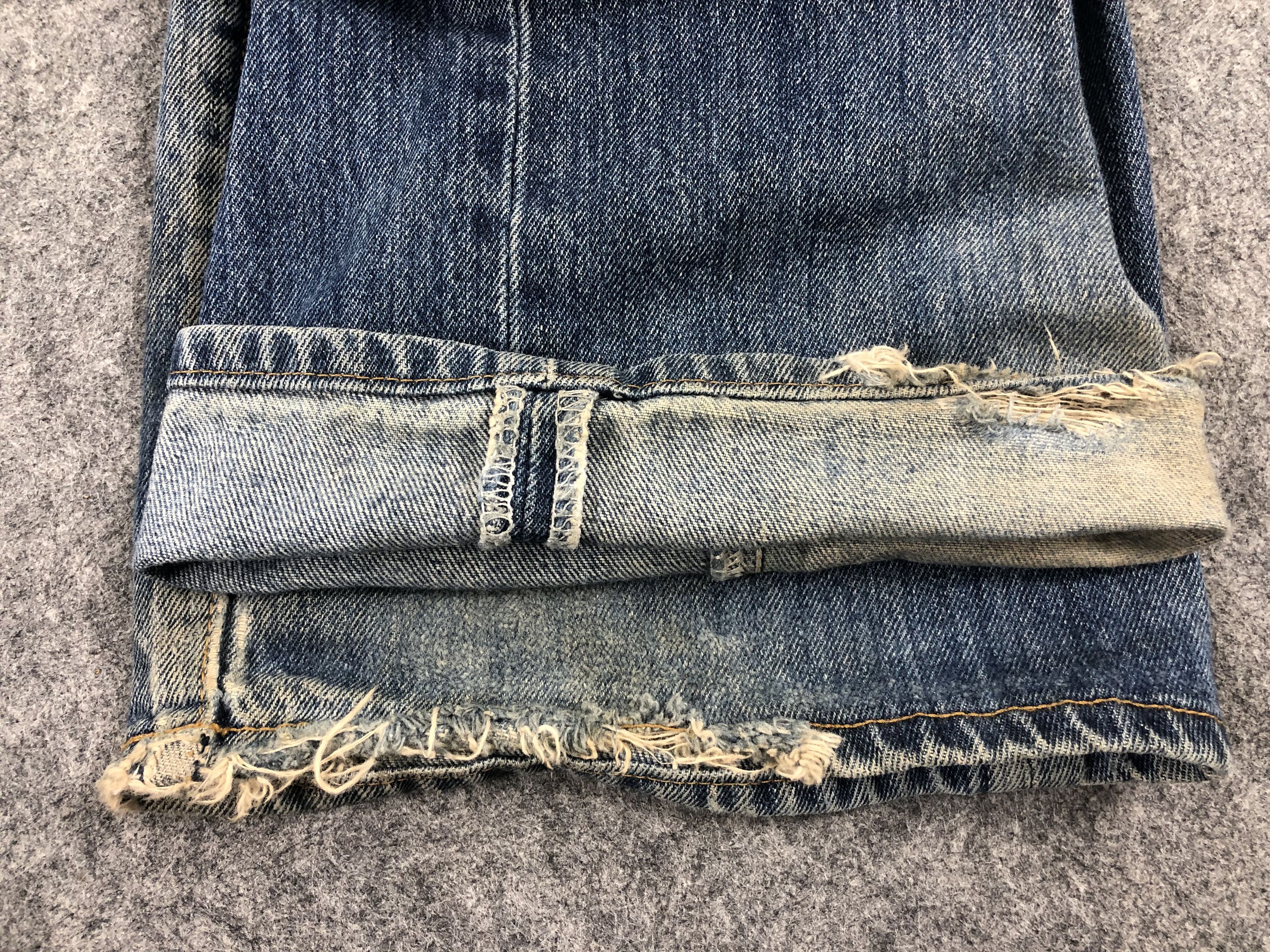 Levi's Ripped Blue Distressed Vintage Levi's 501 Denim -JN1148 Size US 41 - 11 Thumbnail