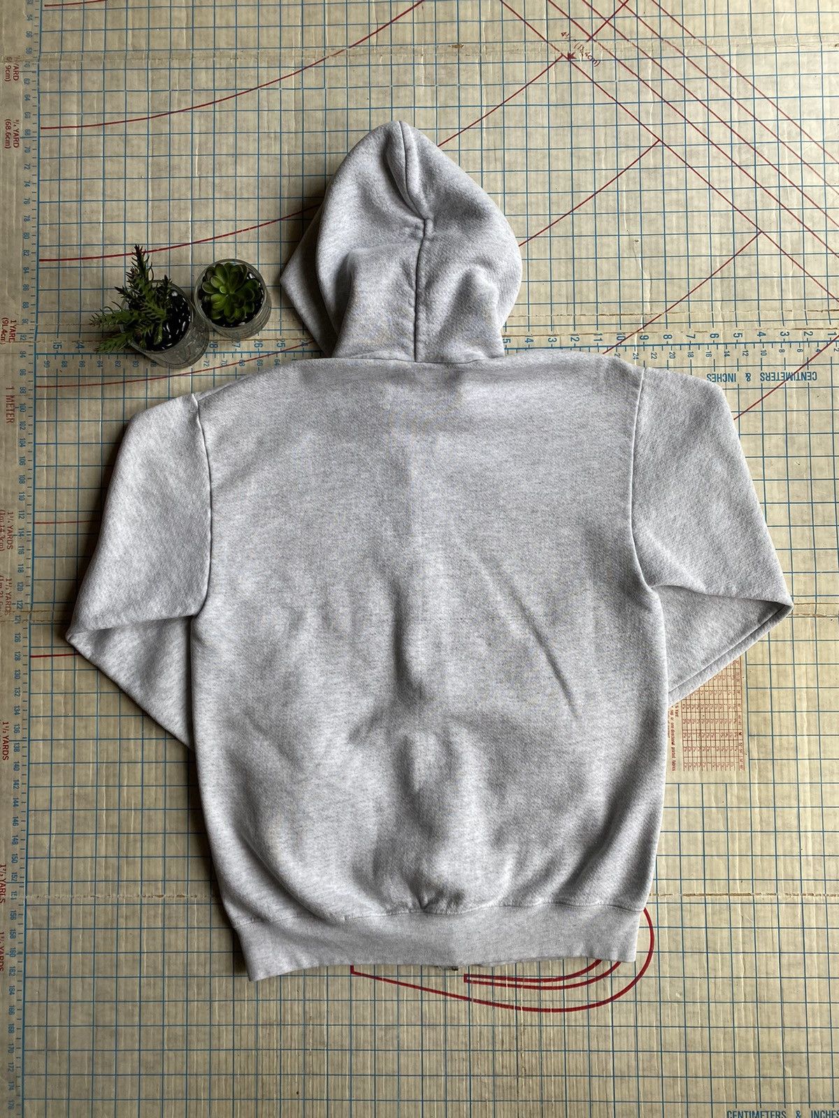 Disney × Mickey Mouse × Vintage Vintage Mickey Mouse Disneyland Full Zip Hoodie Grey Medium Size US M / EU 48-50 / 2 - 9 Thumbnail