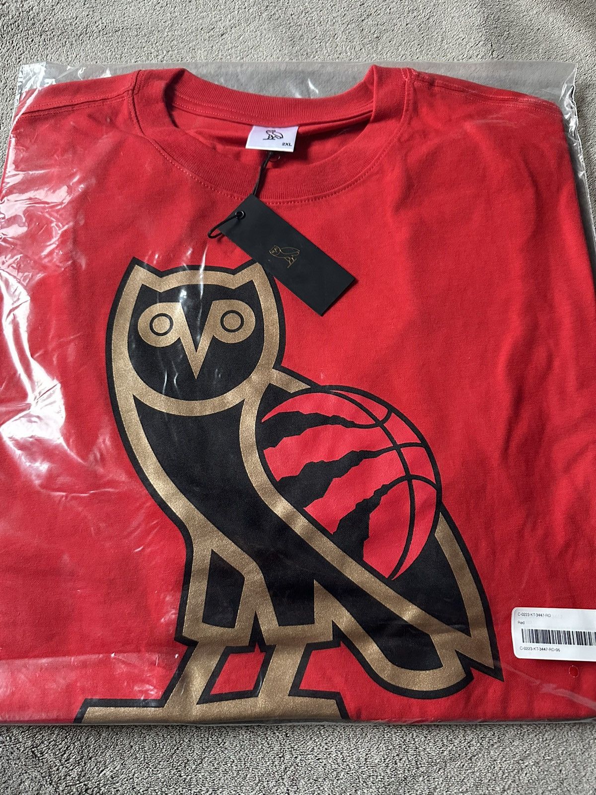 NBA × October's Very Own OVO x NBA Toronto Raptors OG OWL T-SHIRT new with tags rare Size US XXL / EU 58 / 5 - 1 Thumbnail