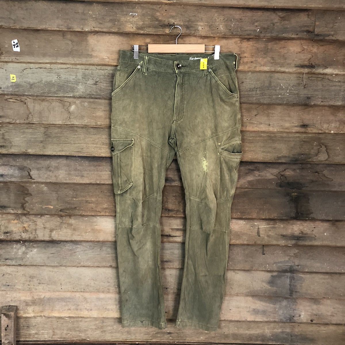 Retro Distressed Cargopant multiple pocket by FieldCore