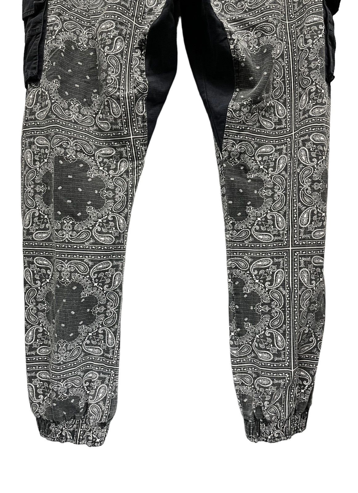 Ecko Unltd. 💥Vintage ECKO UNLTD. Paisley Bandana Larry Cargo Jogger Size US 35 - 10 Thumbnail