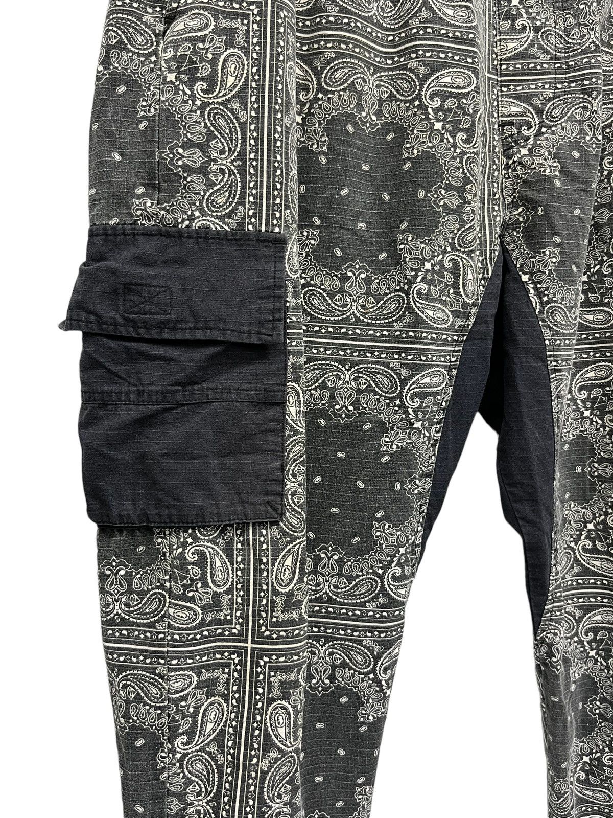 Ecko Unltd. 💥Vintage ECKO UNLTD. Paisley Bandana Larry Cargo Jogger Size US 35 - 4 Thumbnail