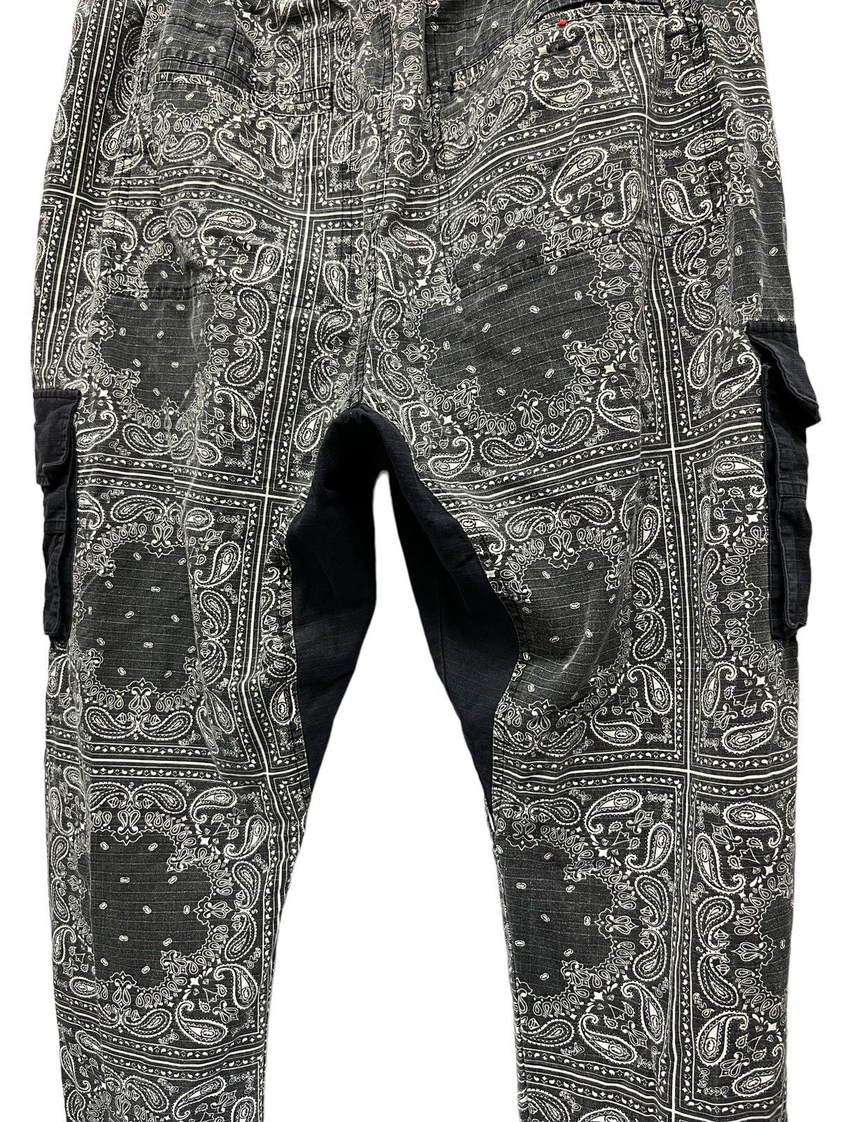Ecko Unltd. 💥Vintage ECKO UNLTD. Paisley Bandana Larry Cargo Jogger Size US 35 - 8 Thumbnail