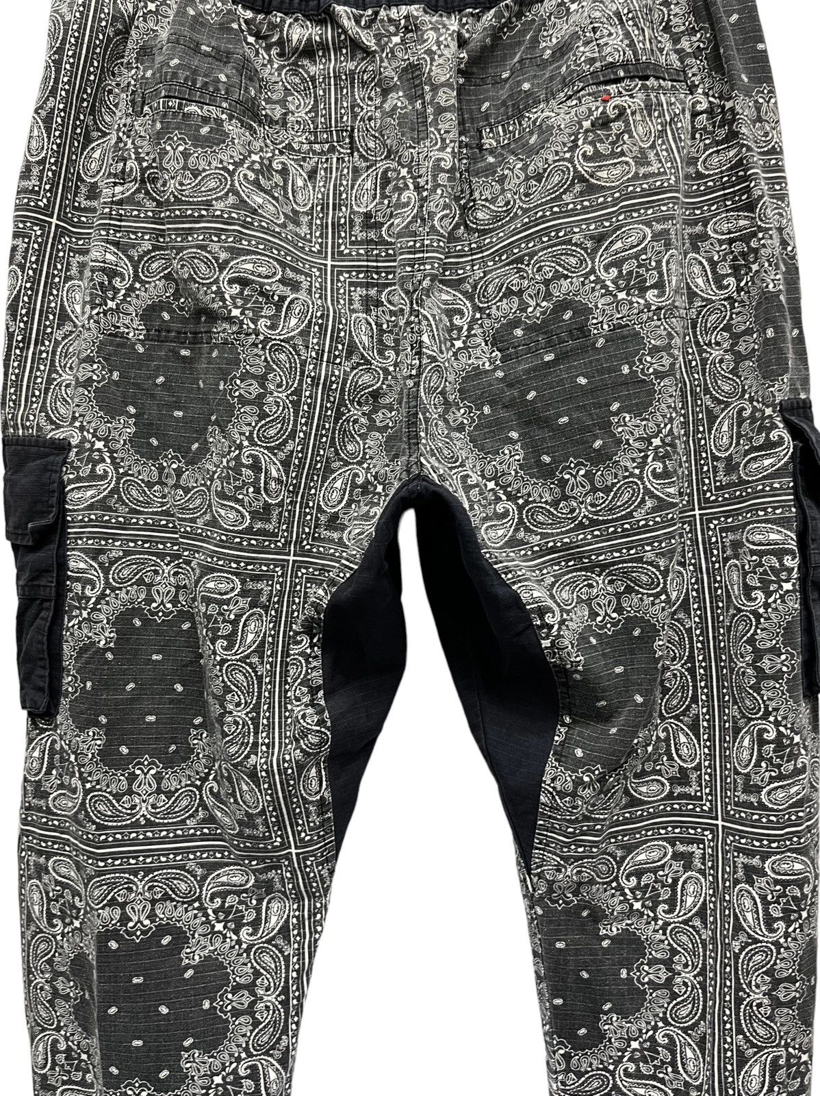 Ecko Unltd. 💥Vintage ECKO UNLTD. Paisley Bandana Larry Cargo Jogger Size US 35 - 9 Thumbnail