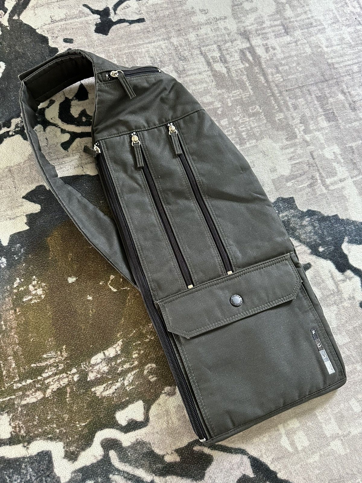 French Connection 2000s archive FCUK utility pro slim crossbody multi pocket Size ONE SIZE - 15 Thumbnail