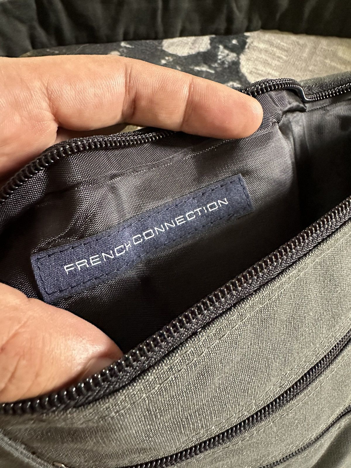 French Connection 2000s archive FCUK utility pro slim crossbody multi pocket Size ONE SIZE - 7 Thumbnail