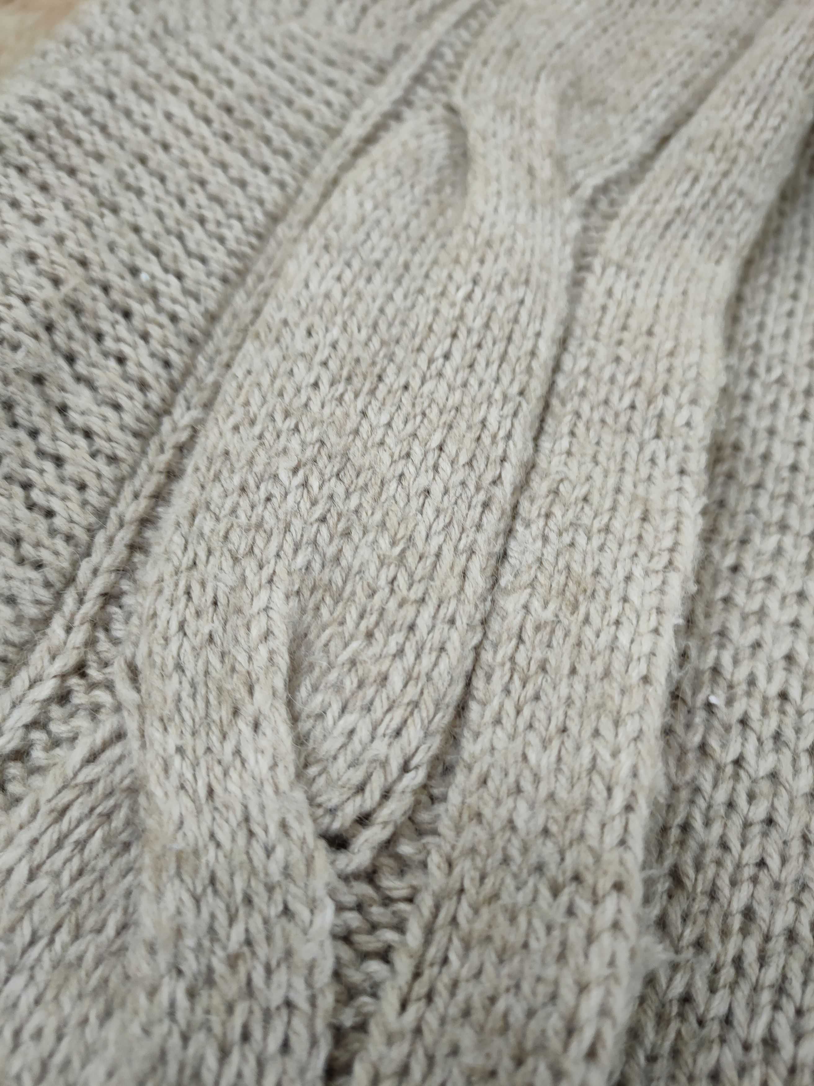 Aran Isles Knitwear D Galloria Japan aran isle cable knitwear cardigan #46-551 Size US M / EU 48-50 / 2 - 5 Thumbnail
