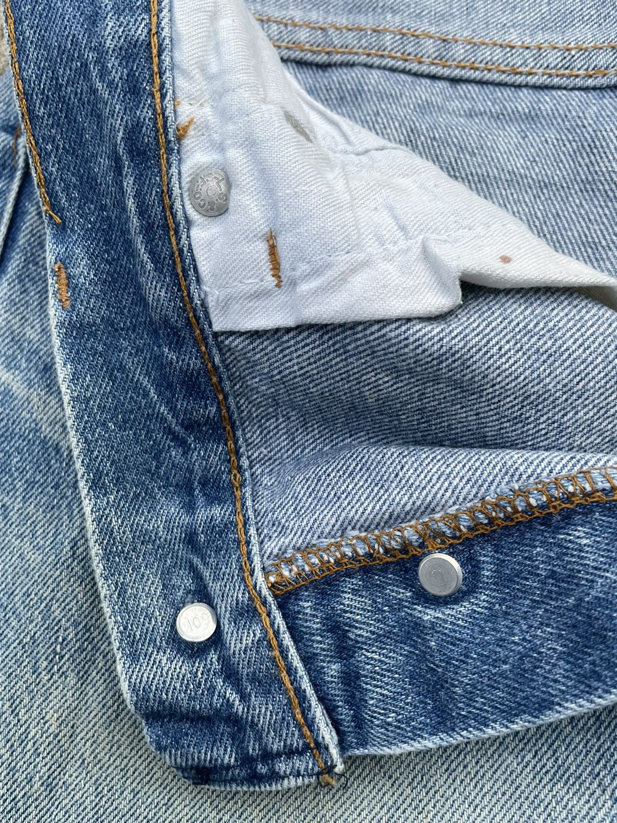 Levi's Vintage Levi’s 501 x Style Counsel 1986 Custom Distressed Size US 34 / EU 50 - 16 Thumbnail