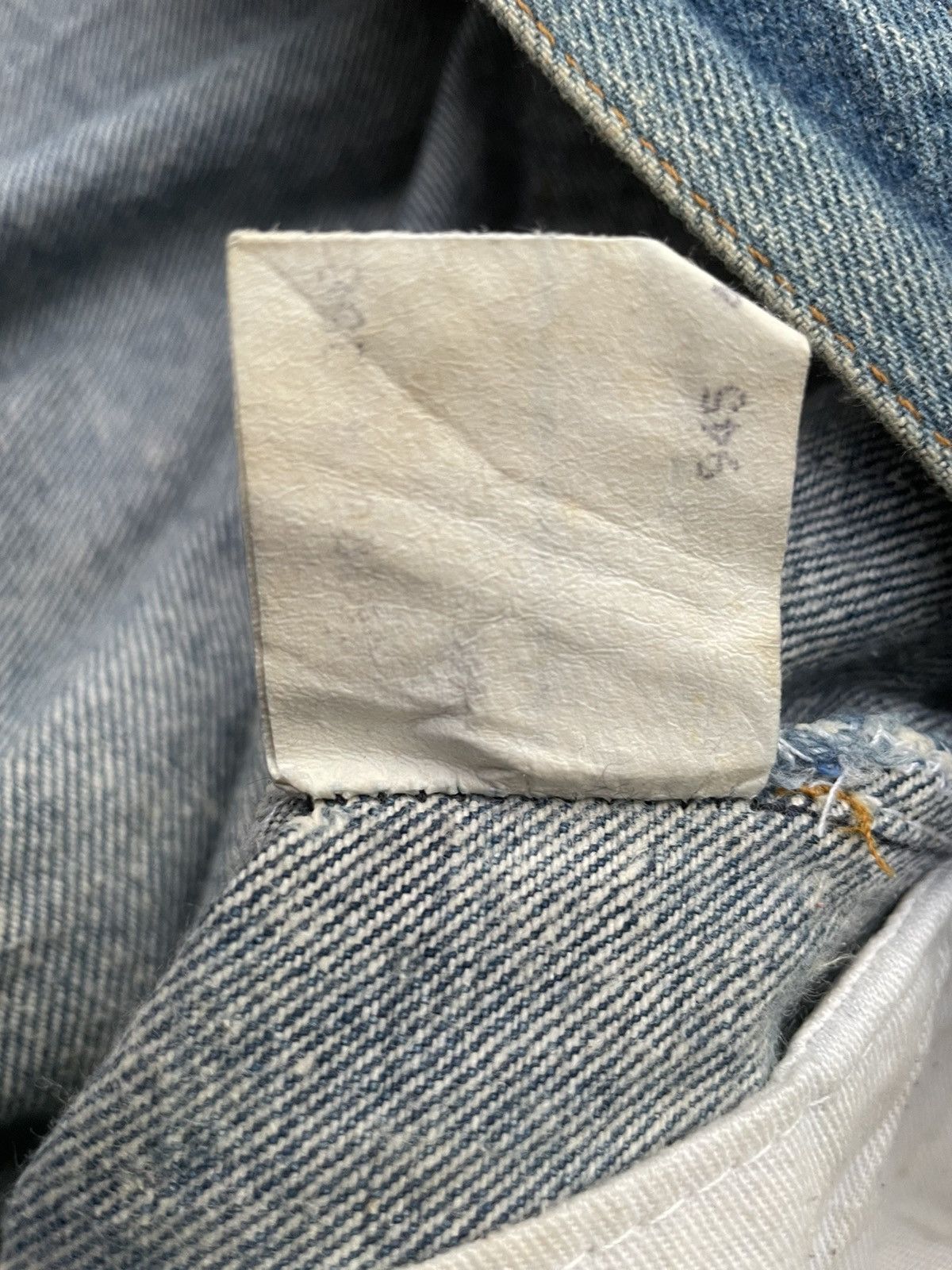 Levi's × Vintage Vintage Levis 501 1983 USA Aging Distressed Denim Size US 34 / EU 50 - 11 Thumbnail
