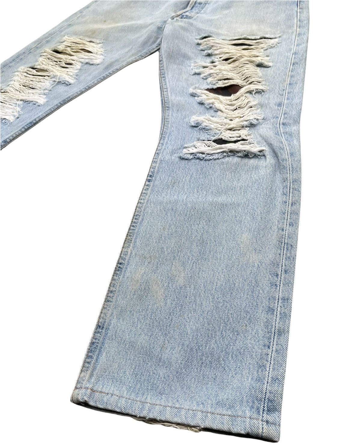 Levi's × Vintage Vintage Levi’s 501 2000 Usa Aging Custom Distressed Size US 32 / EU 48 - 2 Thumbnail