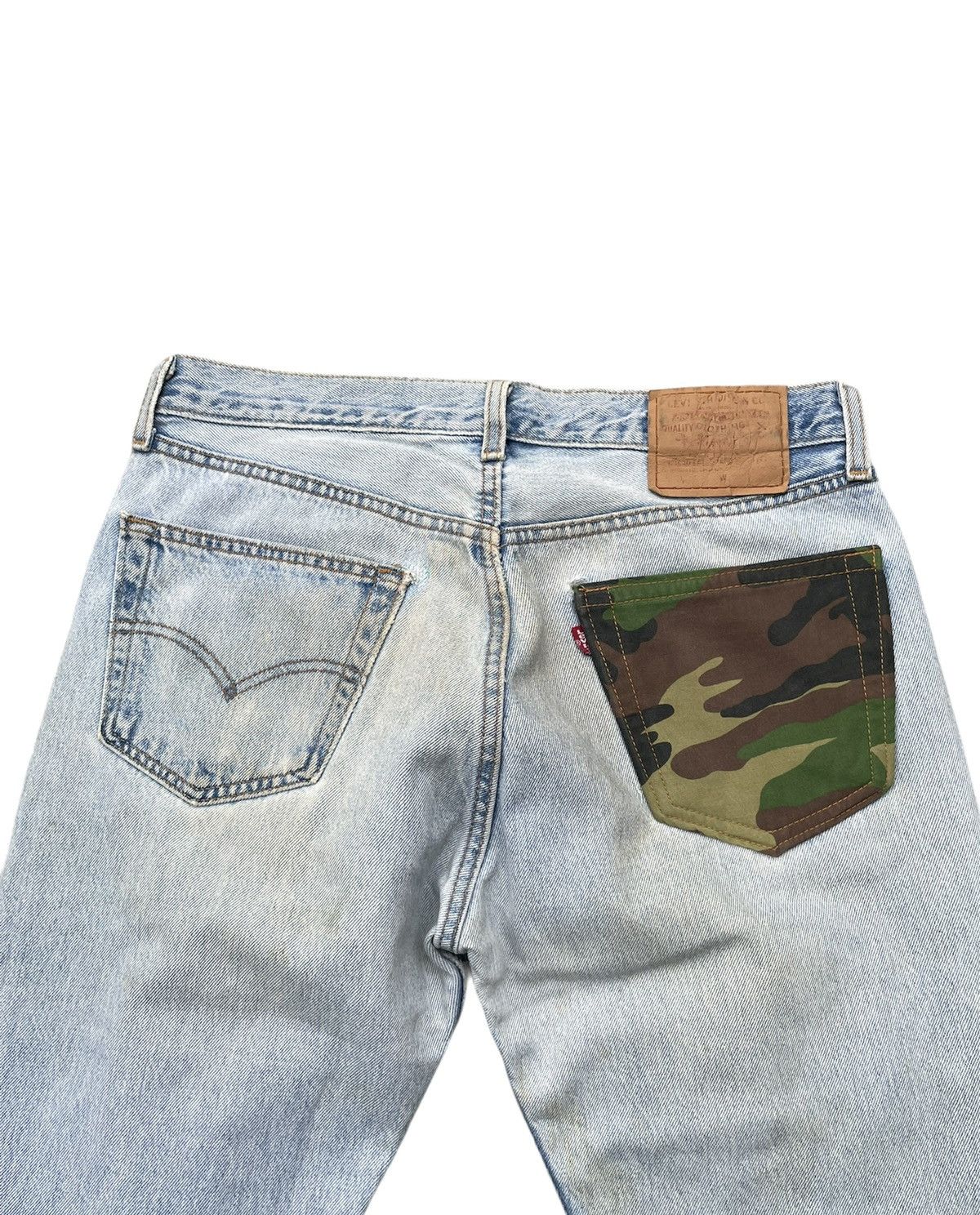 Levi's × Vintage Vintage Levi’s 501 2000 Usa Aging Custom Distressed Size US 32 / EU 48 - 9 Thumbnail