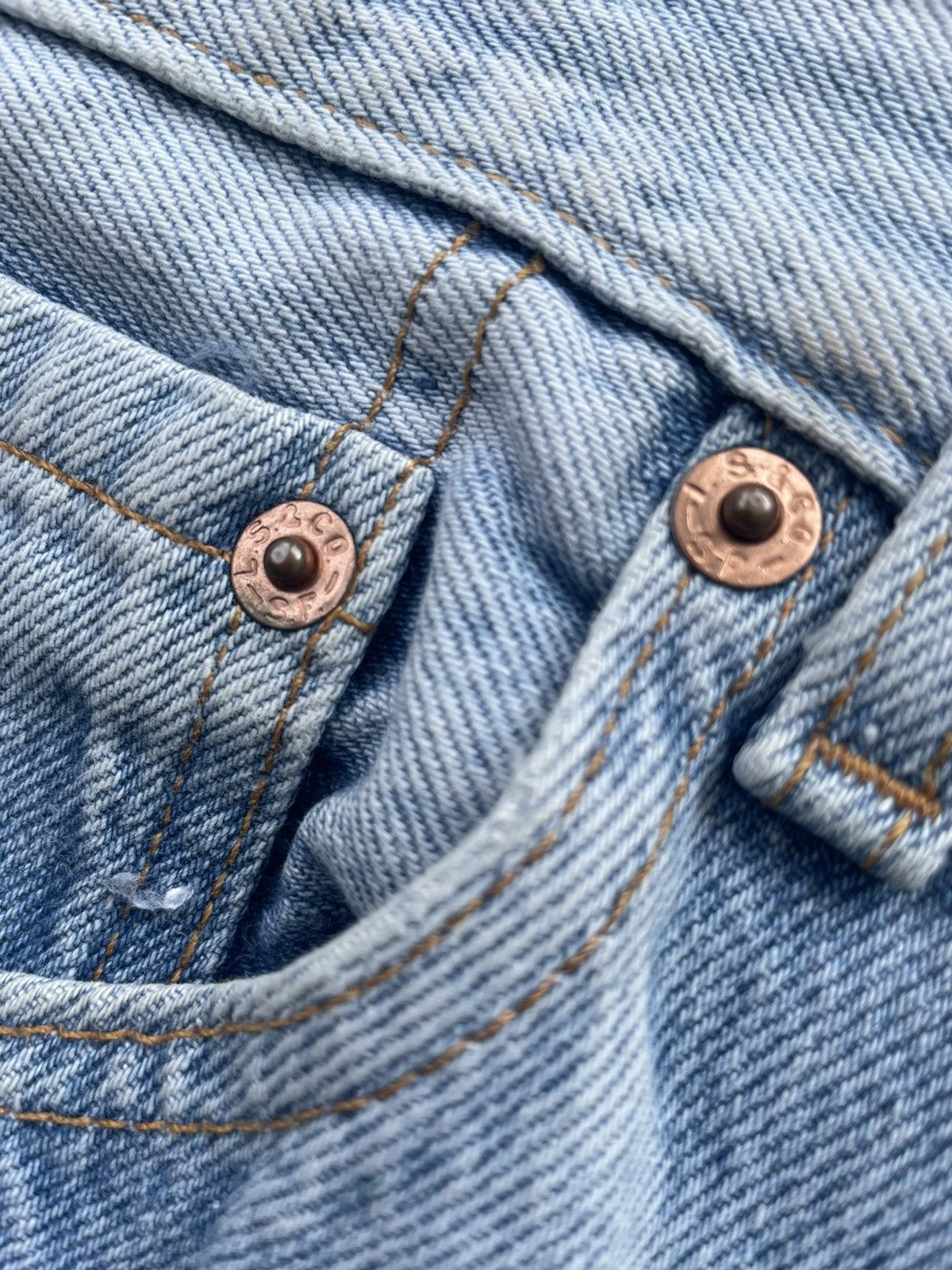 Levi's Vintage Levis 501 1996 USA Aging Faded Wash Distressed Size US 33 - 15 Thumbnail