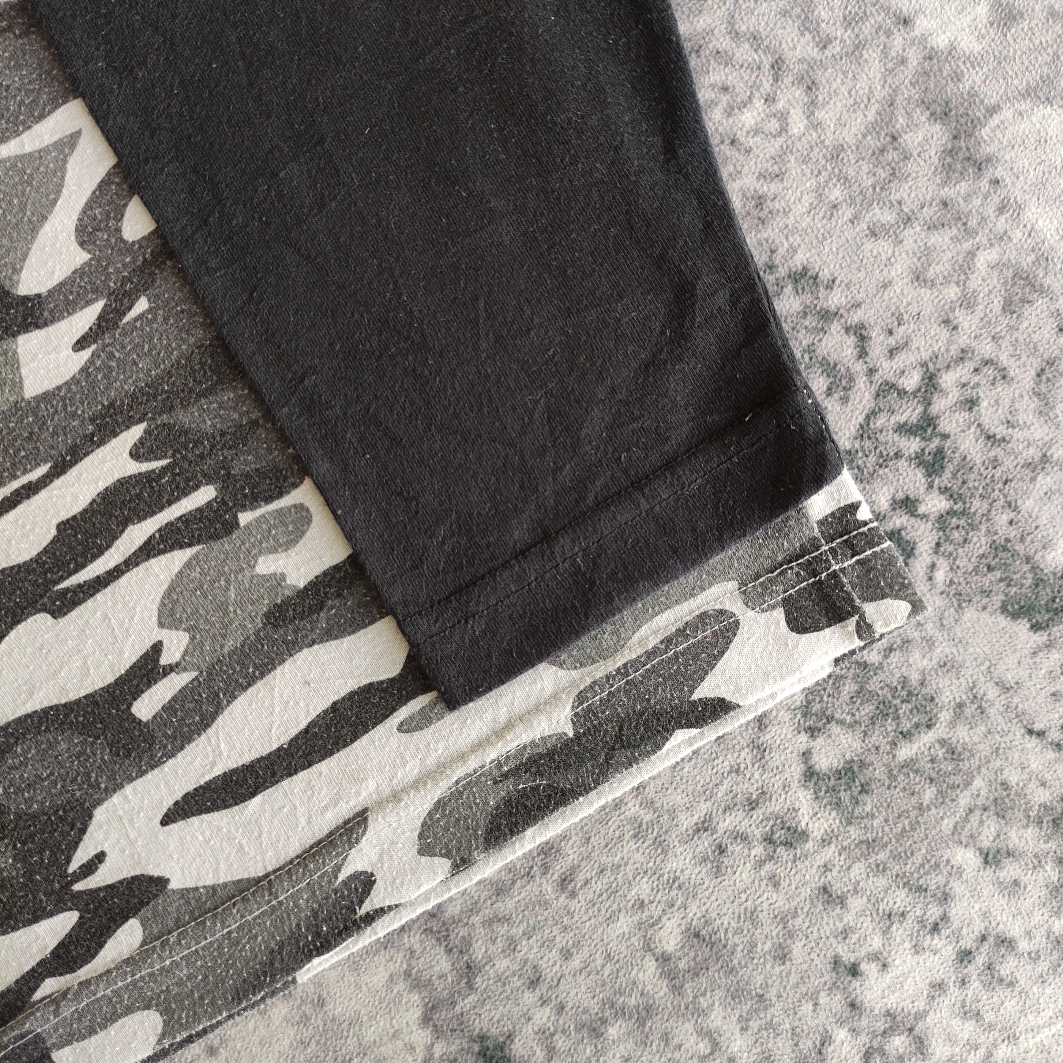 Airwalk 🔥Vintage airwalk skate camo long sleeve tshirt Size US L / EU 52-54 / 3 - 3 Thumbnail