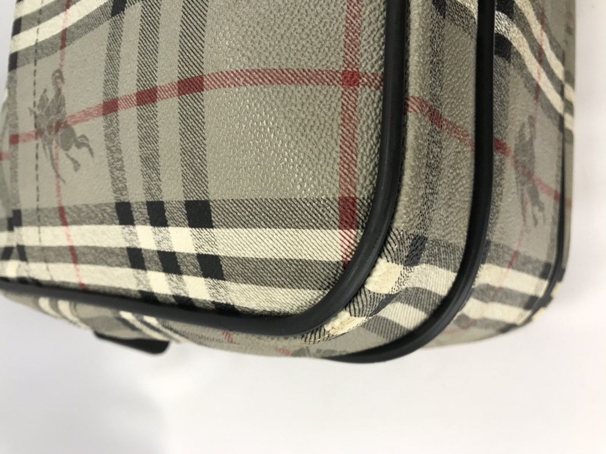 Burberry 🔥Vintage Burberrys Travel Bag mesengger Bag Size ONE SIZE - 15 Thumbnail