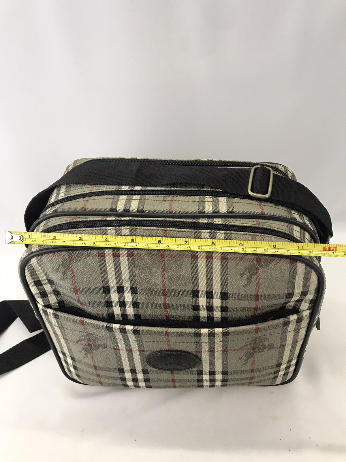 Burberry 🔥Vintage Burberrys Travel Bag mesengger Bag Size ONE SIZE - 16 Thumbnail