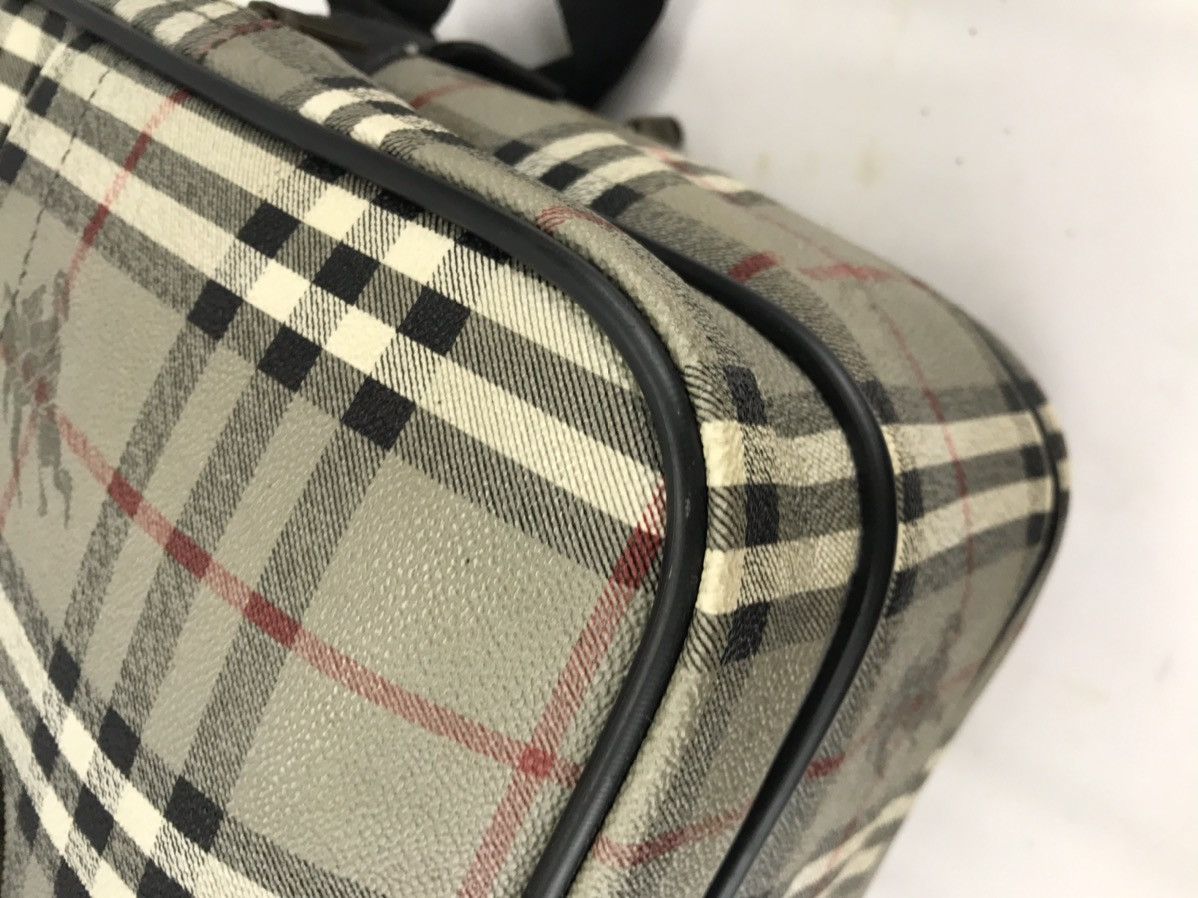 Burberry 🔥Vintage Burberrys Travel Bag mesengger Bag Size ONE SIZE - 13 Thumbnail