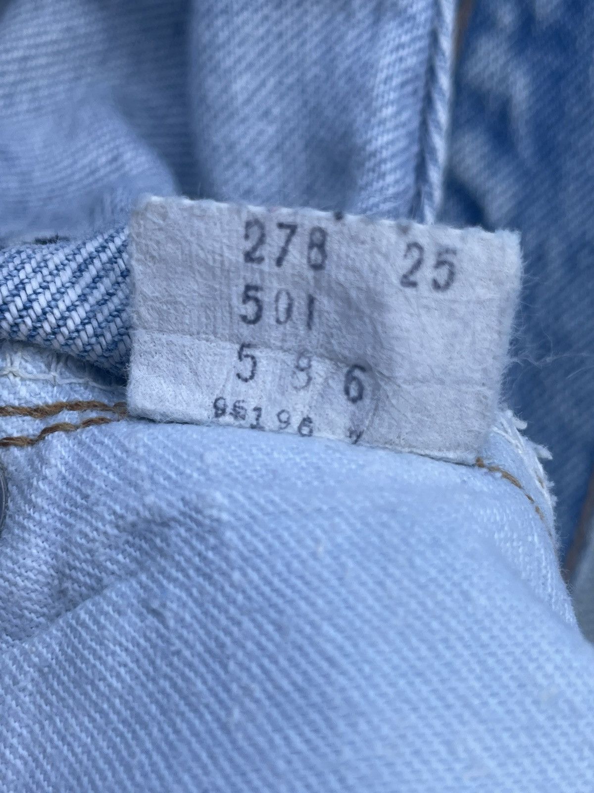 Levi's × Vintage Vintage 1978 Levis 501 e Selvedge Distresed & Rework Size US 31 - 19 Thumbnail