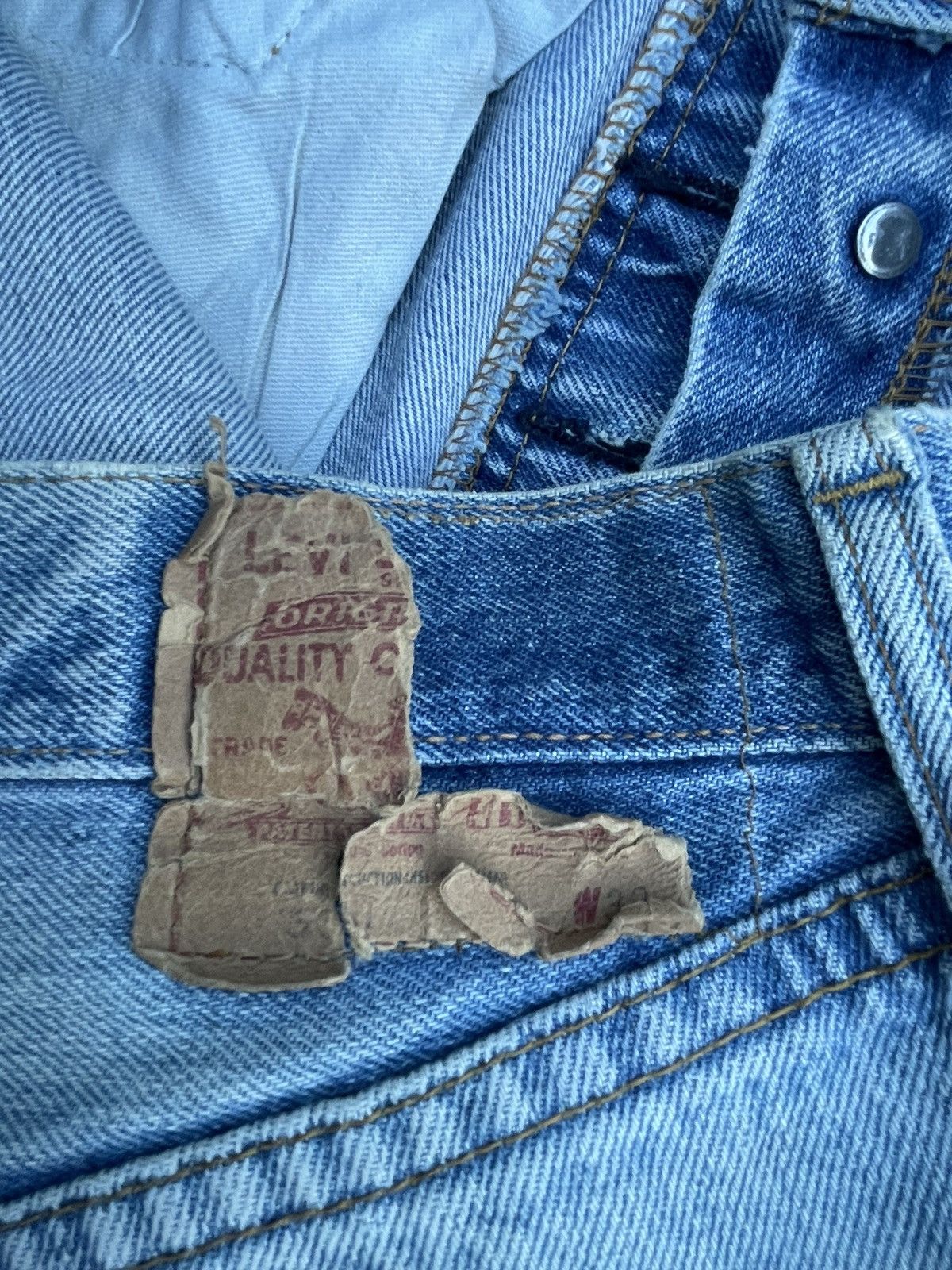 Levi's × Vintage Vintage 1978 Levis 501 e Selvedge Distresed & Rework Size US 31 - 17 Thumbnail