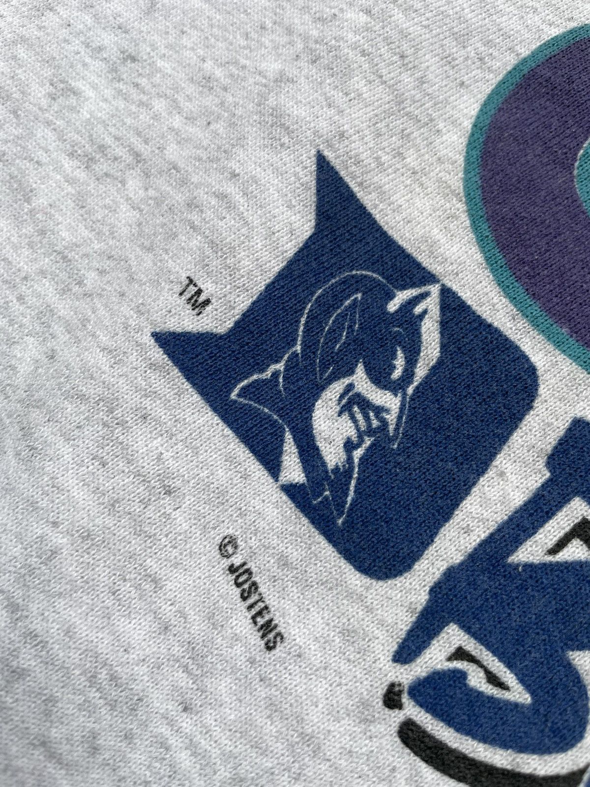 Mickey Mouse Vintage 90’s Mickey Mouse x Duke Blue Devils Size US L / EU 52-54 / 3 - 10 Thumbnail
