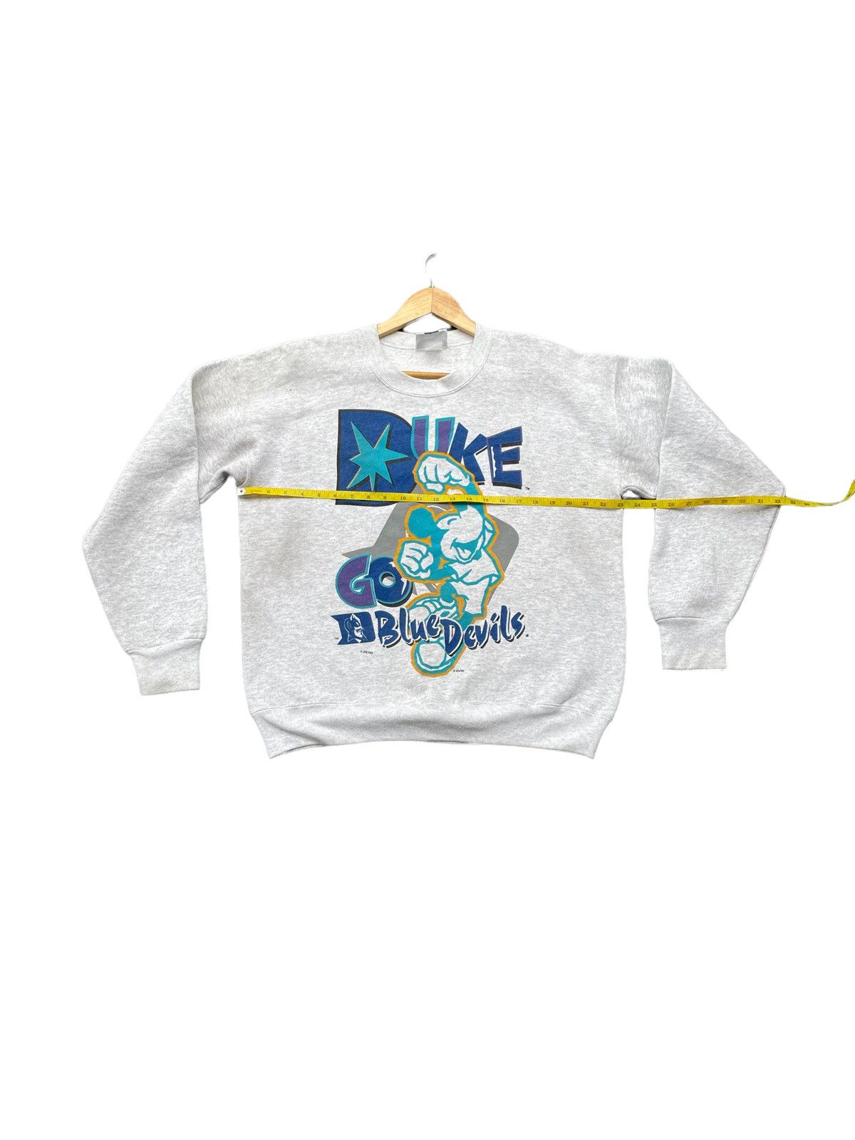 Mickey Mouse Vintage 90’s Mickey Mouse x Duke Blue Devils Size US L / EU 52-54 / 3 - 2 Thumbnail