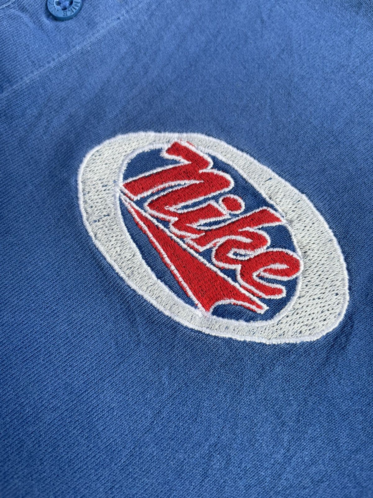 Nike Vintage Nike Long Sleave Tshirt Size US L / EU 52-54 / 3 - 15 Thumbnail
