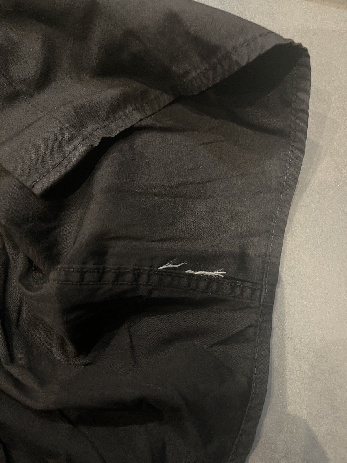 Givenchy FW14 Givenchy Tactical Pocket Button Up Shirt Size US M / EU 48-50 / 2 - 13 Thumbnail