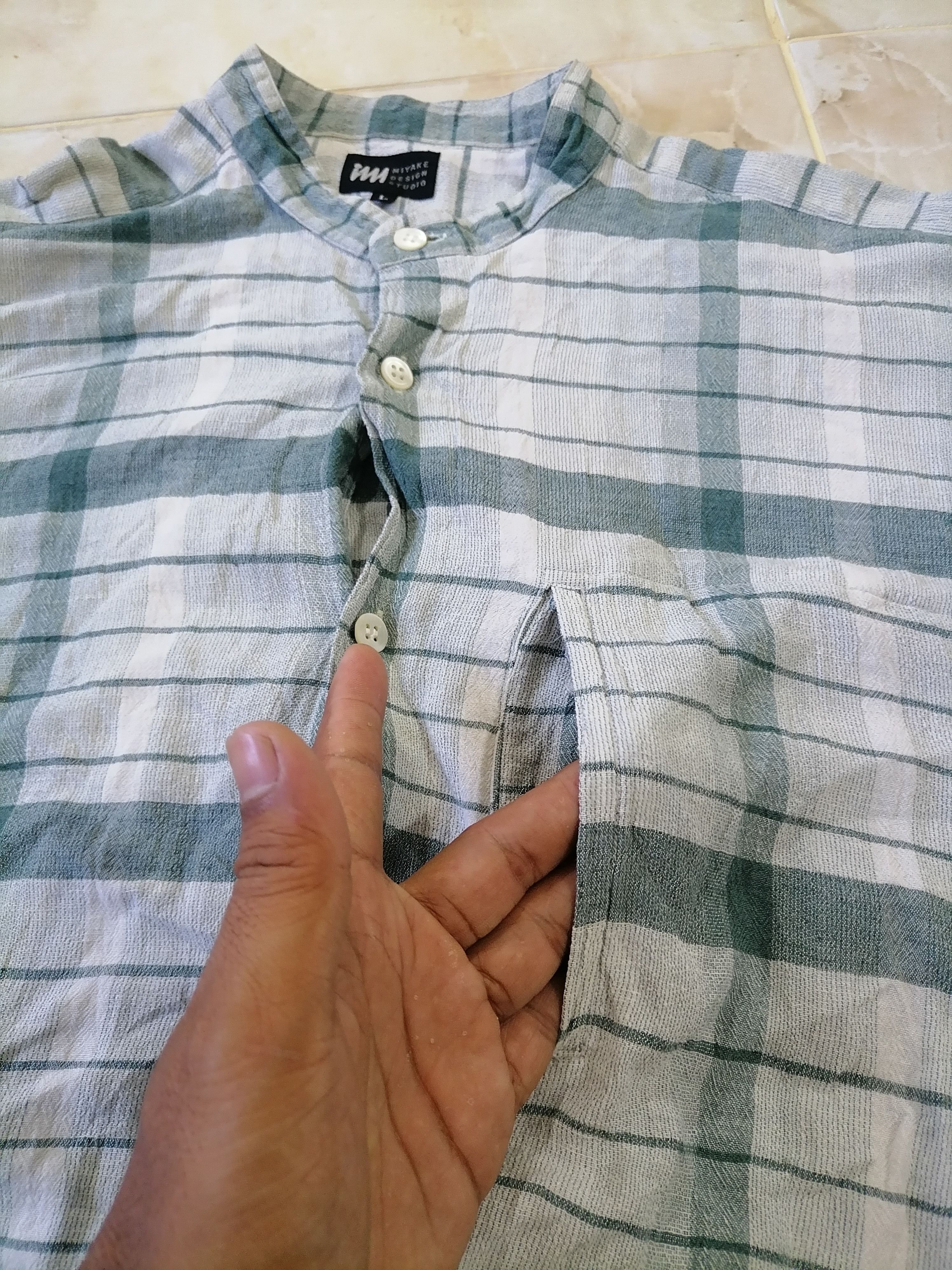 Hamilton × Issey Miyake Vintage Issey Miyake X Hamilton Mandarin Collar Shirt Size US L / EU 52-54 / 3 - 3 Thumbnail