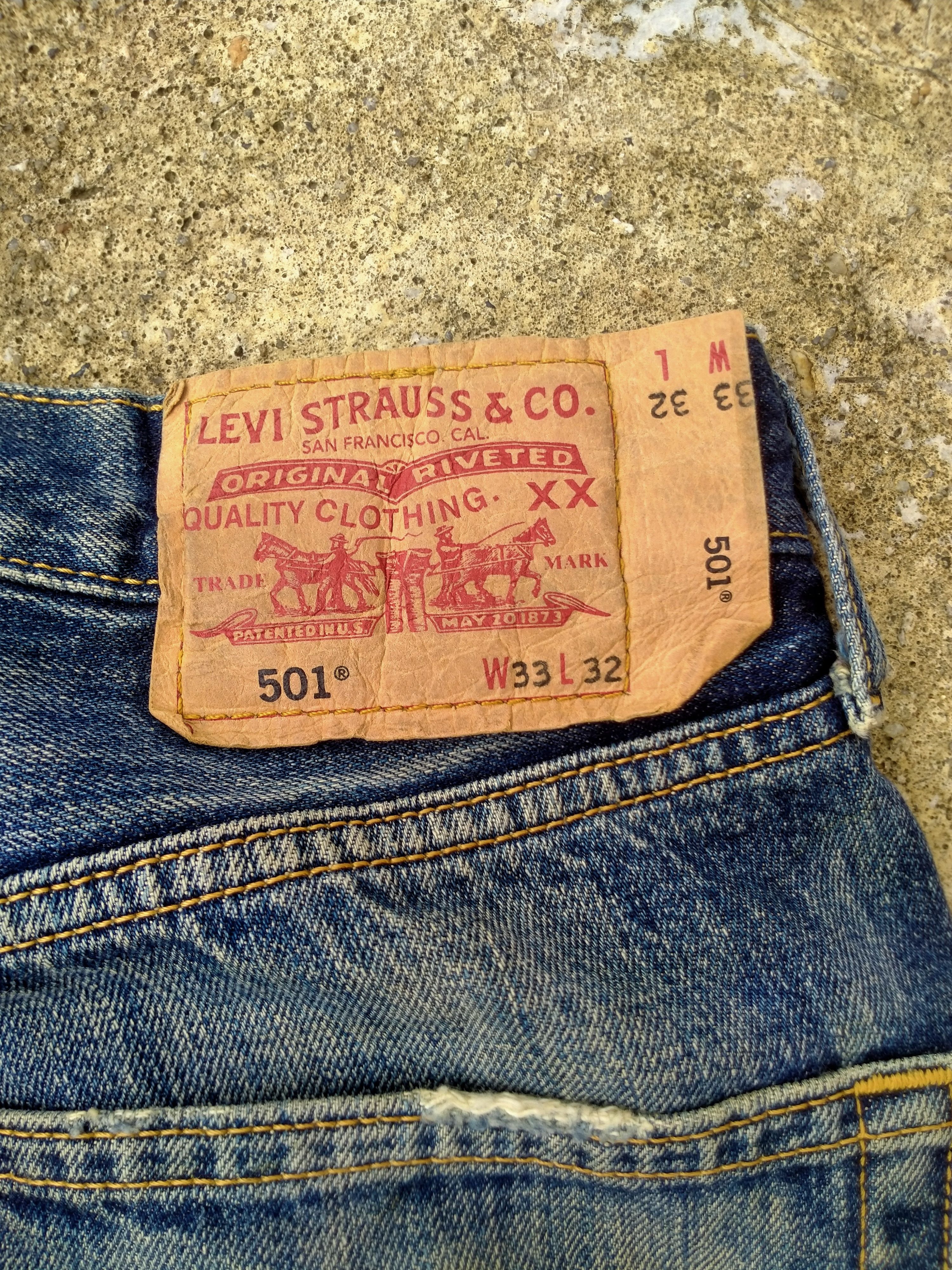 Levi's DISTRESSED LEVIS 501 BUTTON 359 DENIM Size US 33 - 6 Thumbnail