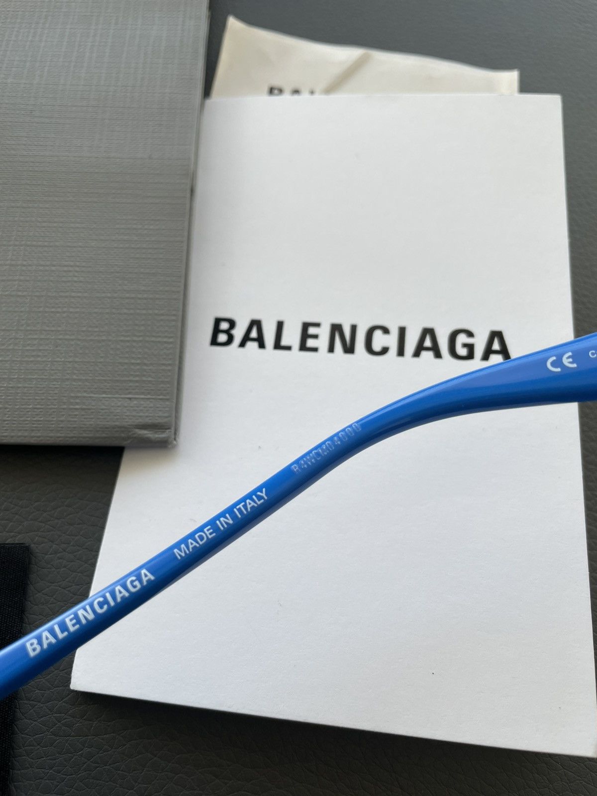 Balenciaga Runway Brand New Limited Edition Logo Minimalist Sunglasses Size ONE SIZE - 18 Thumbnail