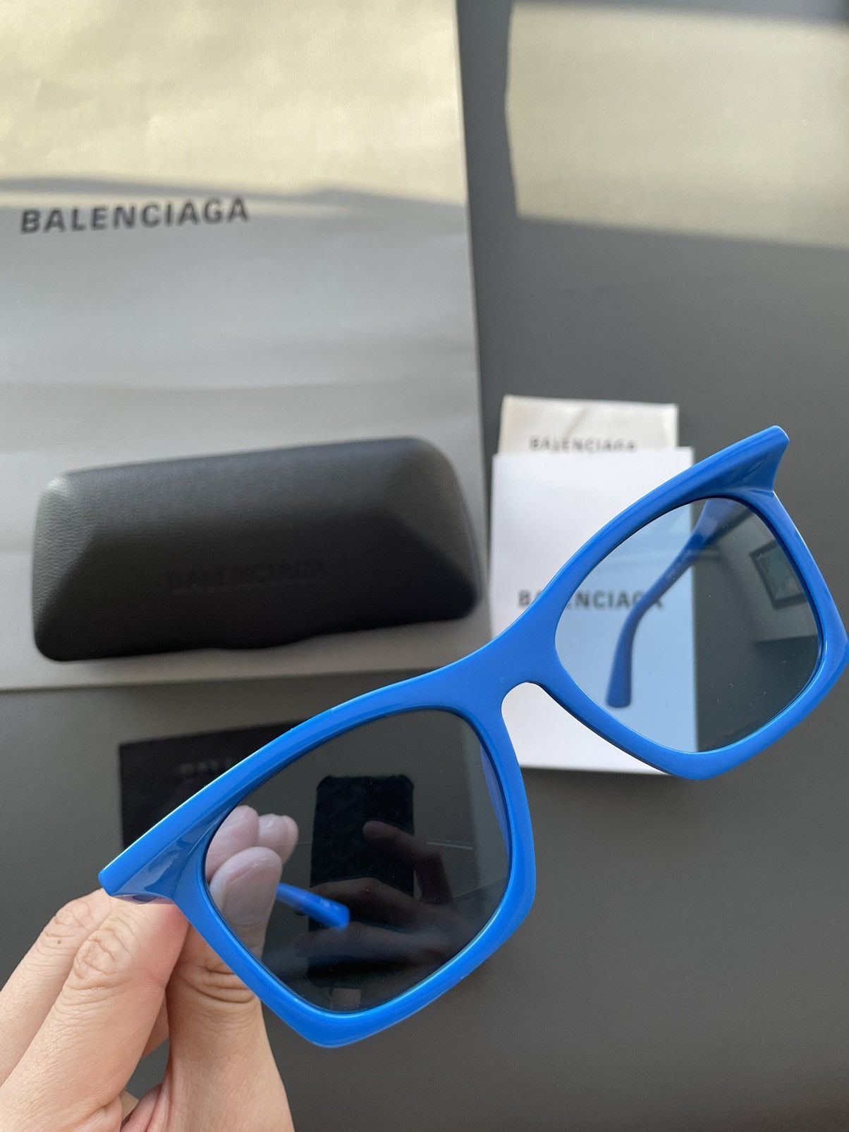 Balenciaga Runway Brand New Limited Edition Logo Minimalist Sunglasses Size ONE SIZE - 3 Thumbnail
