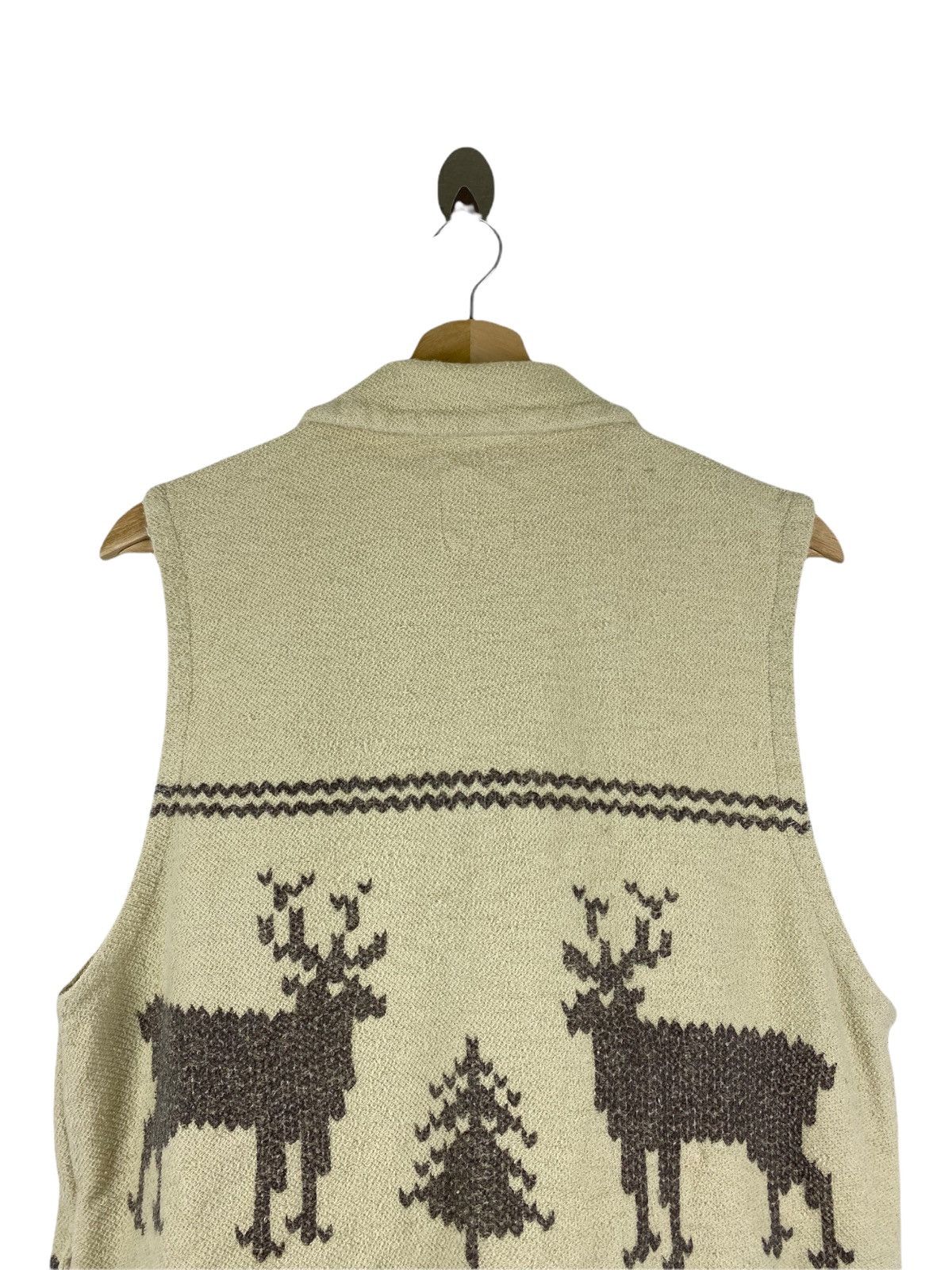 Urban Classics CLASSIC HARVEST PRINTED VEST Size US M / EU 48-50 / 2 - 5 Thumbnail