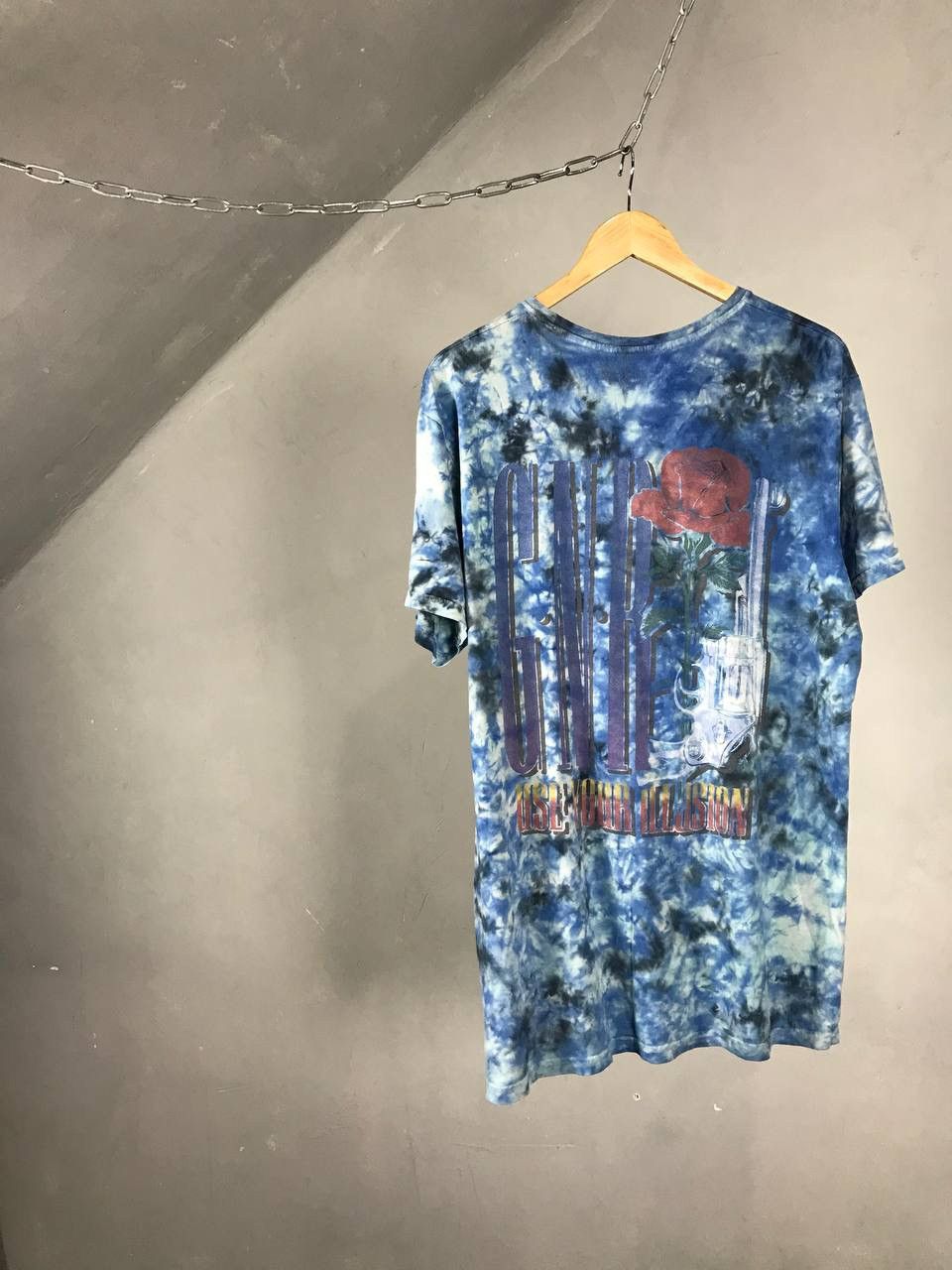 Band Tees Guns and Roses vintage band tee Size US L / EU 52-54 / 3 - 5 Thumbnail