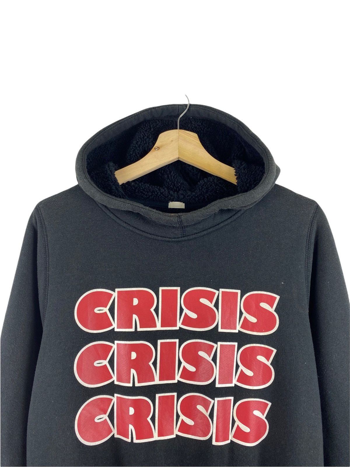 Japanese Brand × Uniqlo CRISIS CRISIS CRISIS HOODIE Size US L / EU 52-54 / 3 - 2 Thumbnail