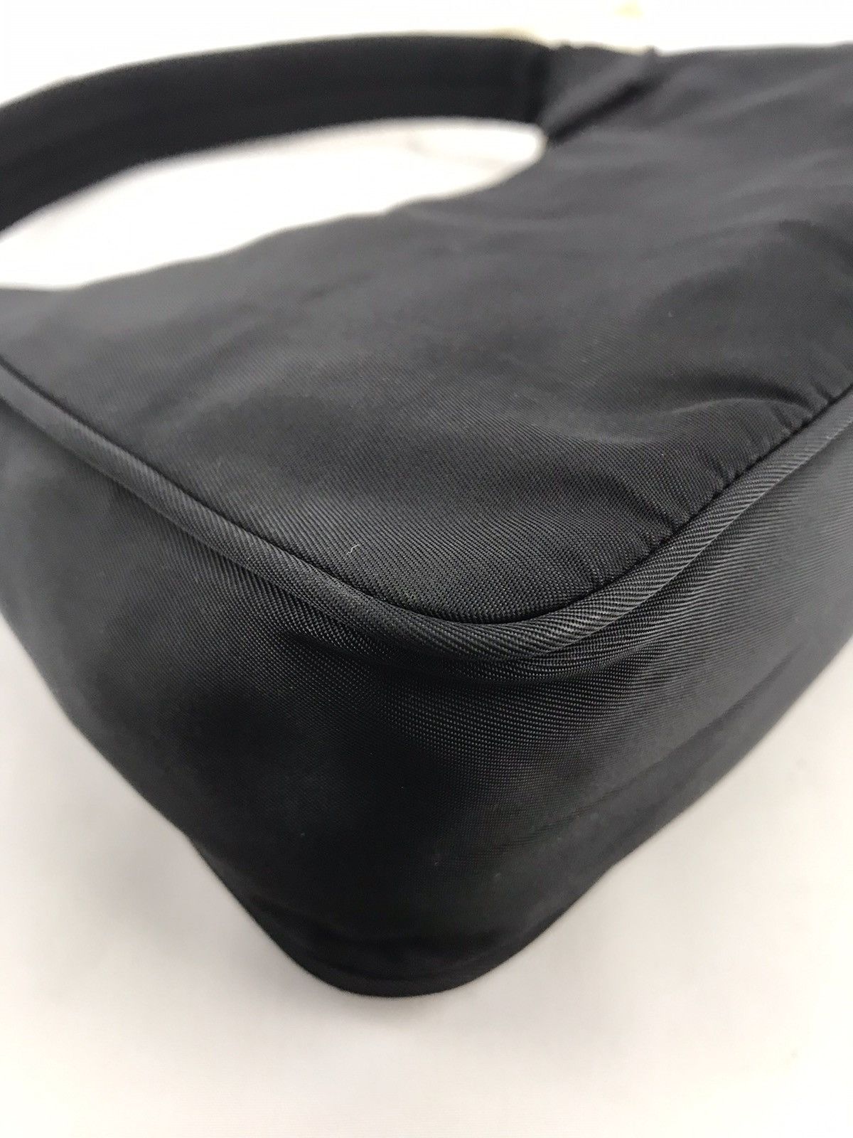 Prada 🔥Hot item🔥Auth Vintage Prada Nylon Hobo Black Size ONE SIZE - 16 Thumbnail