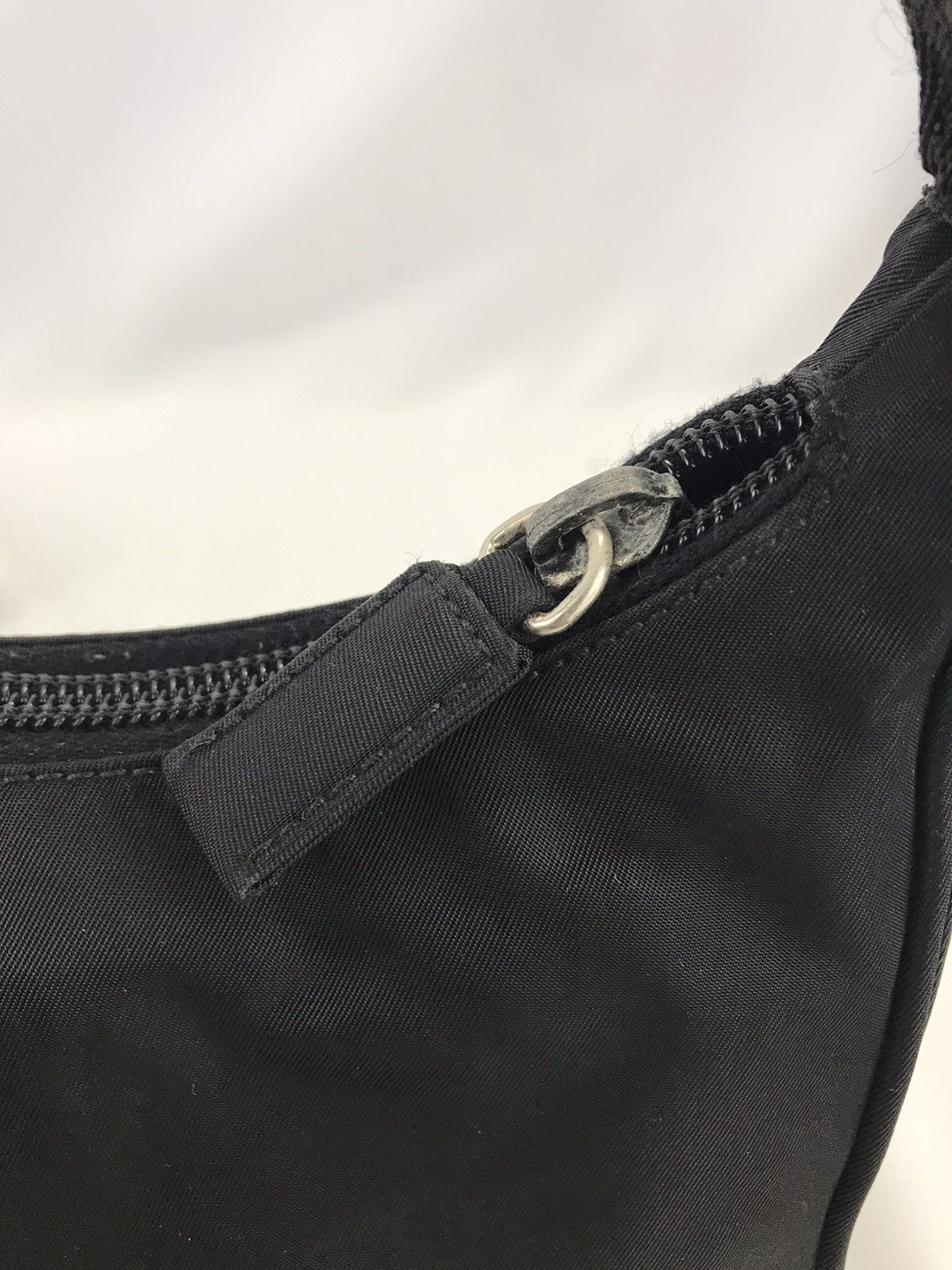 Prada 🔥Hot item🔥Auth Vintage Prada Nylon Hobo Black Size ONE SIZE - 9 Thumbnail