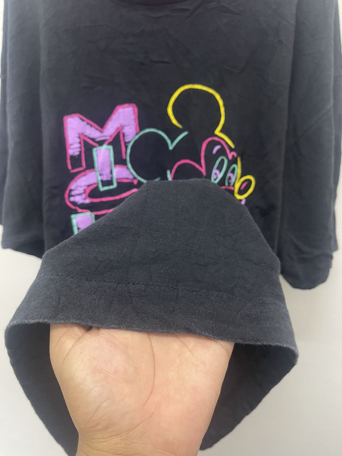 Disney Rare Vintage MICKEY MOUSE Spell Out Big Logo Disney Tee Size US L / EU 52-54 / 3 - 3 Thumbnail