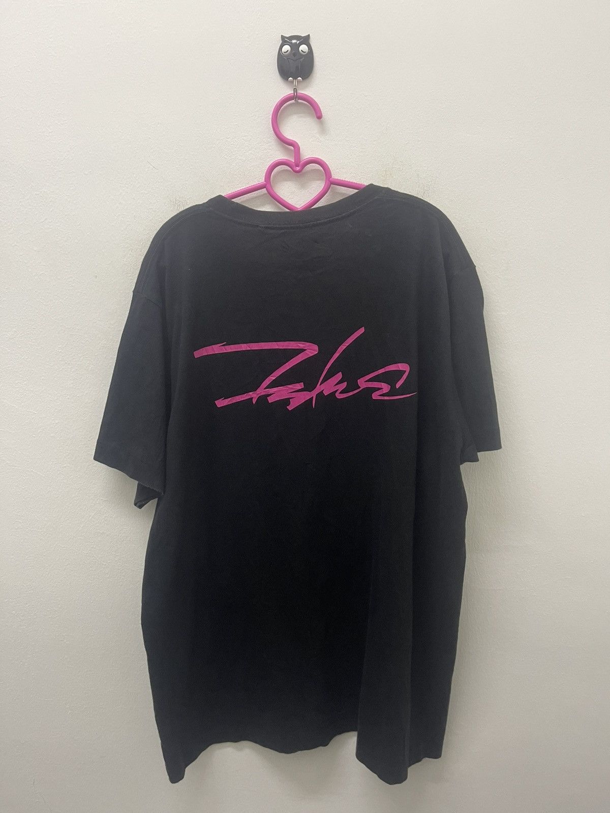 Futura Rare FUTURA X Uniqlo Spell Out Big Logo Tee Size US XL / EU 56 / 4 - 2 Thumbnail