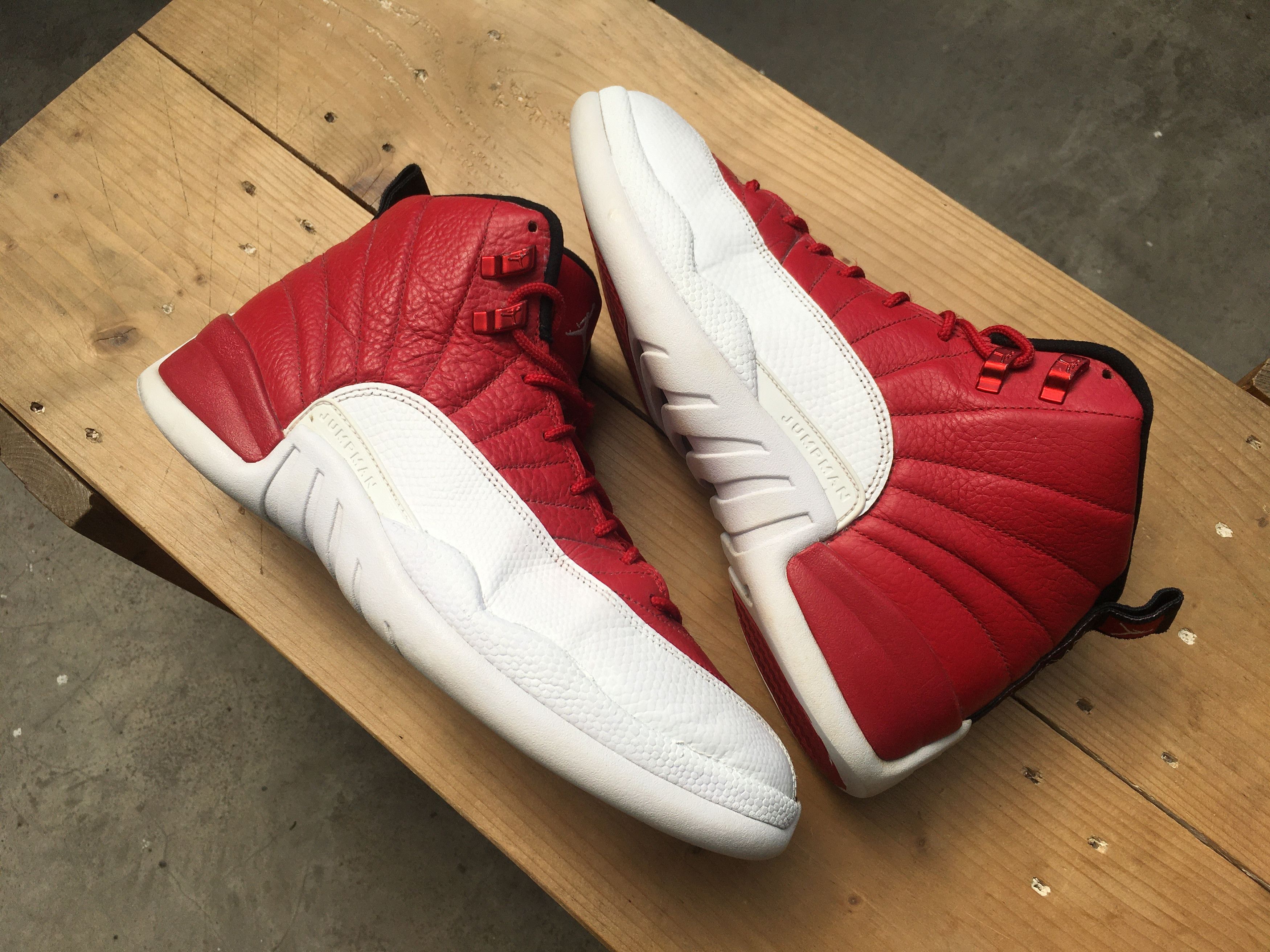 Jordan Brand × Nike 🔥 Nike Air Jordan 12 Retro Gym Red 2016 Size US 10 / EU 43 - 17 Thumbnail