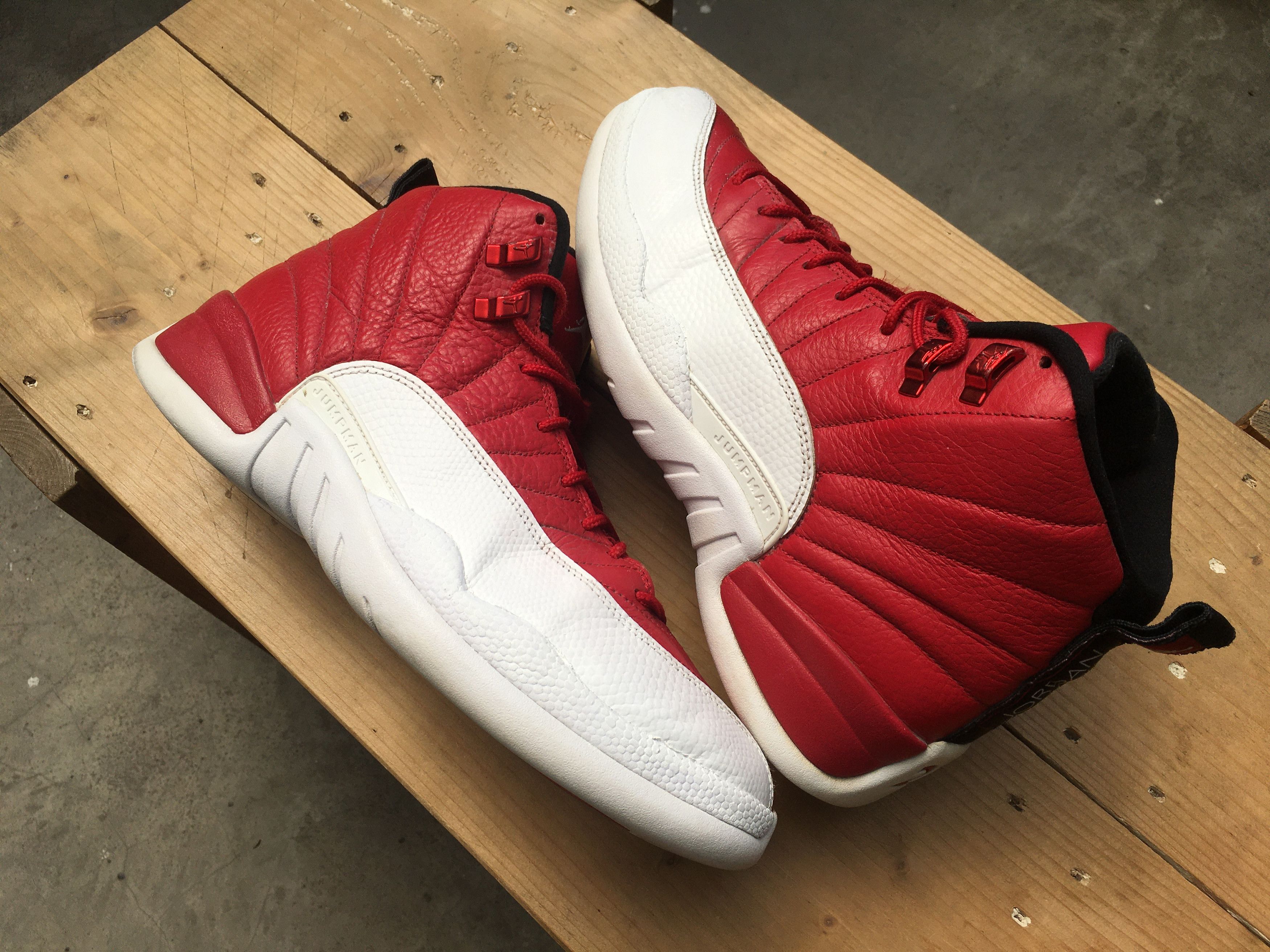 Jordan Brand × Nike 🔥 Nike Air Jordan 12 Retro Gym Red 2016 Size US 10 / EU 43 - 18 Thumbnail