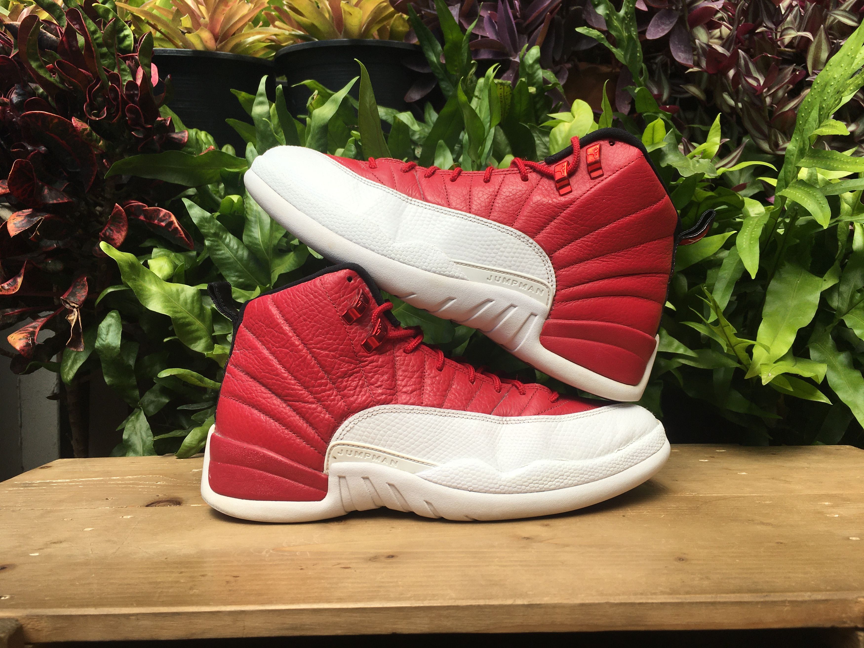 Jordan Brand × Nike 🔥 Nike Air Jordan 12 Retro Gym Red 2016 Size US 10 / EU 43 - 3 Thumbnail