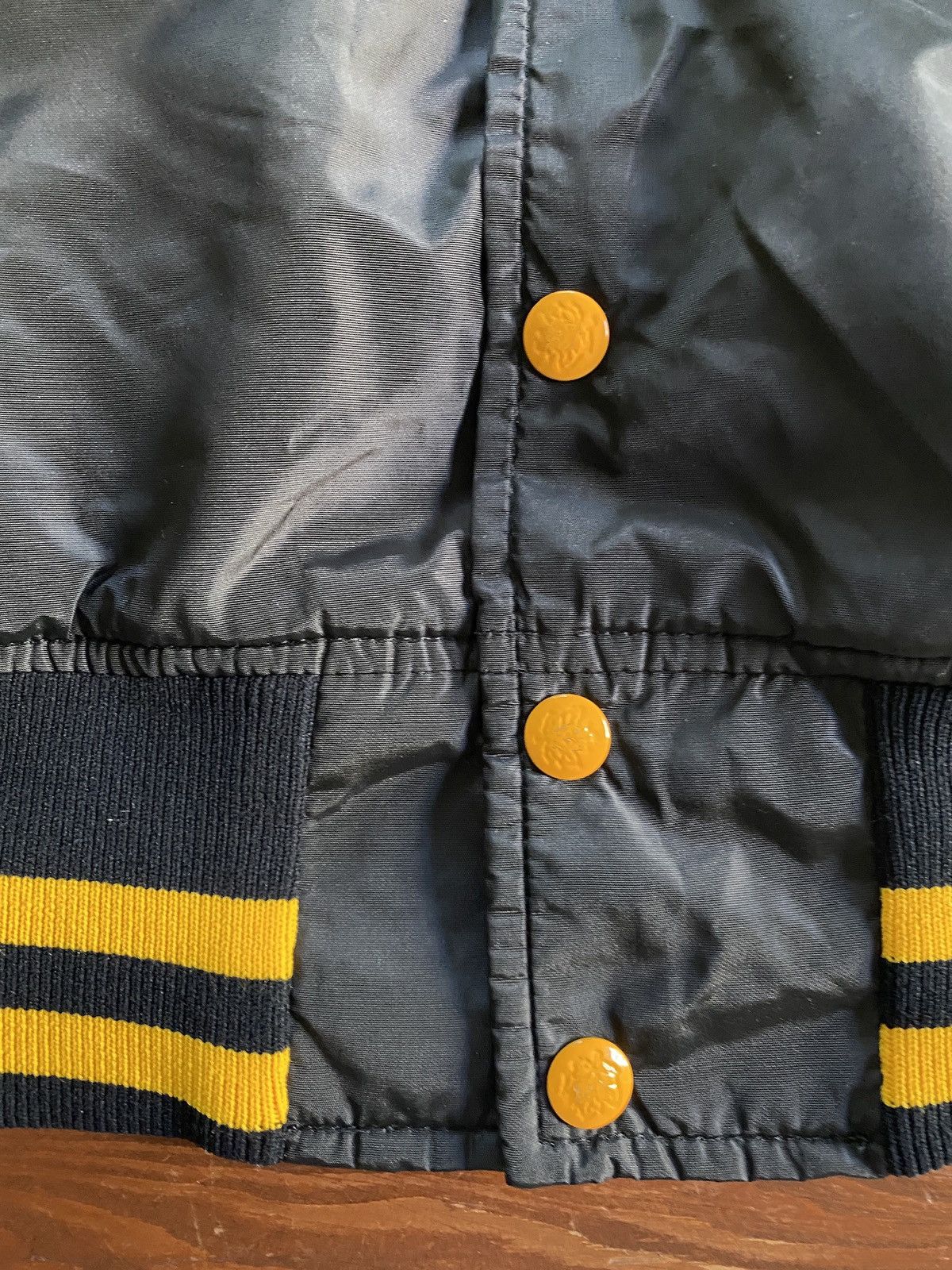 Vintage Vintage 1991 Wood Football Varsity Letterman Bomber Jacket Size US L / EU 52-54 / 3 - 4 Thumbnail