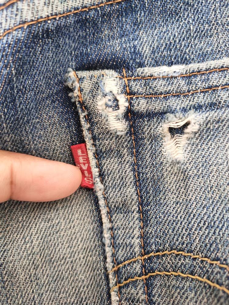 Levi's Big E Vtg Levis 504z Selvedge Distressed Denim Size US 28 / EU 44 - 3 Thumbnail