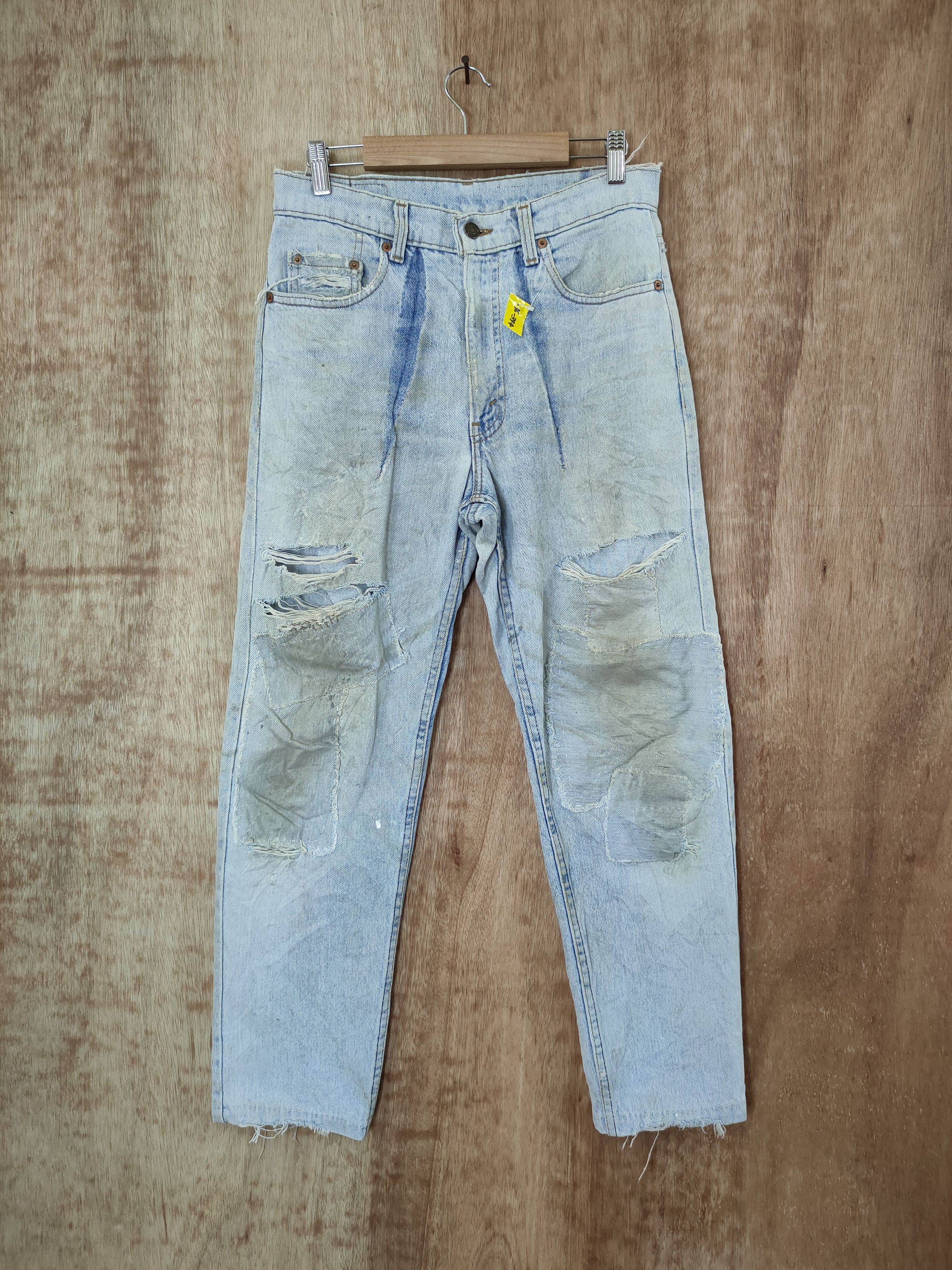 image of Distressed Denim x Levis Vintage Distressed Thrashed Denim Jeans 46-394 in Light Blue (Size 30)