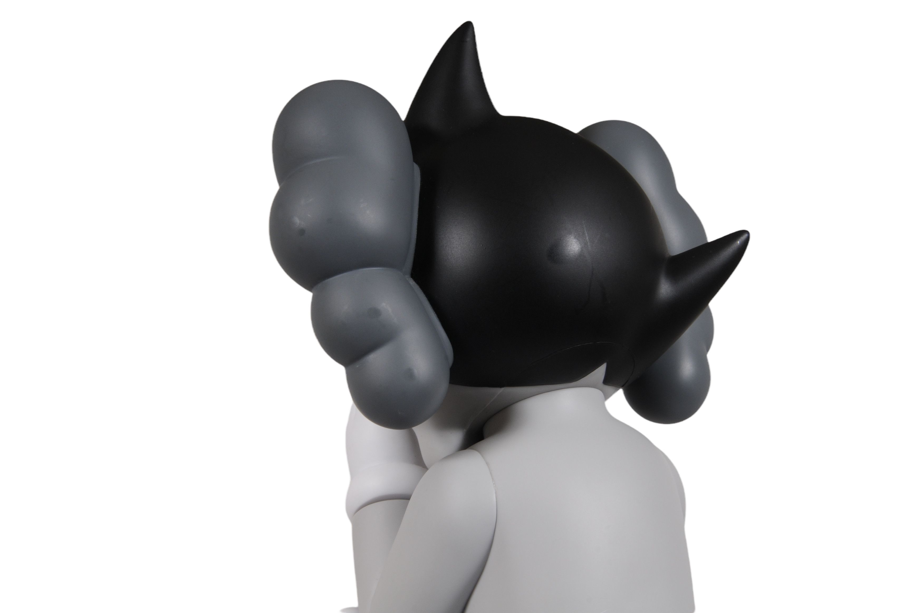 Kaws × Medicom Toy × Original Fake Grey Astro Boy Vinyl Figure Size ONE SIZE - 8 Thumbnail