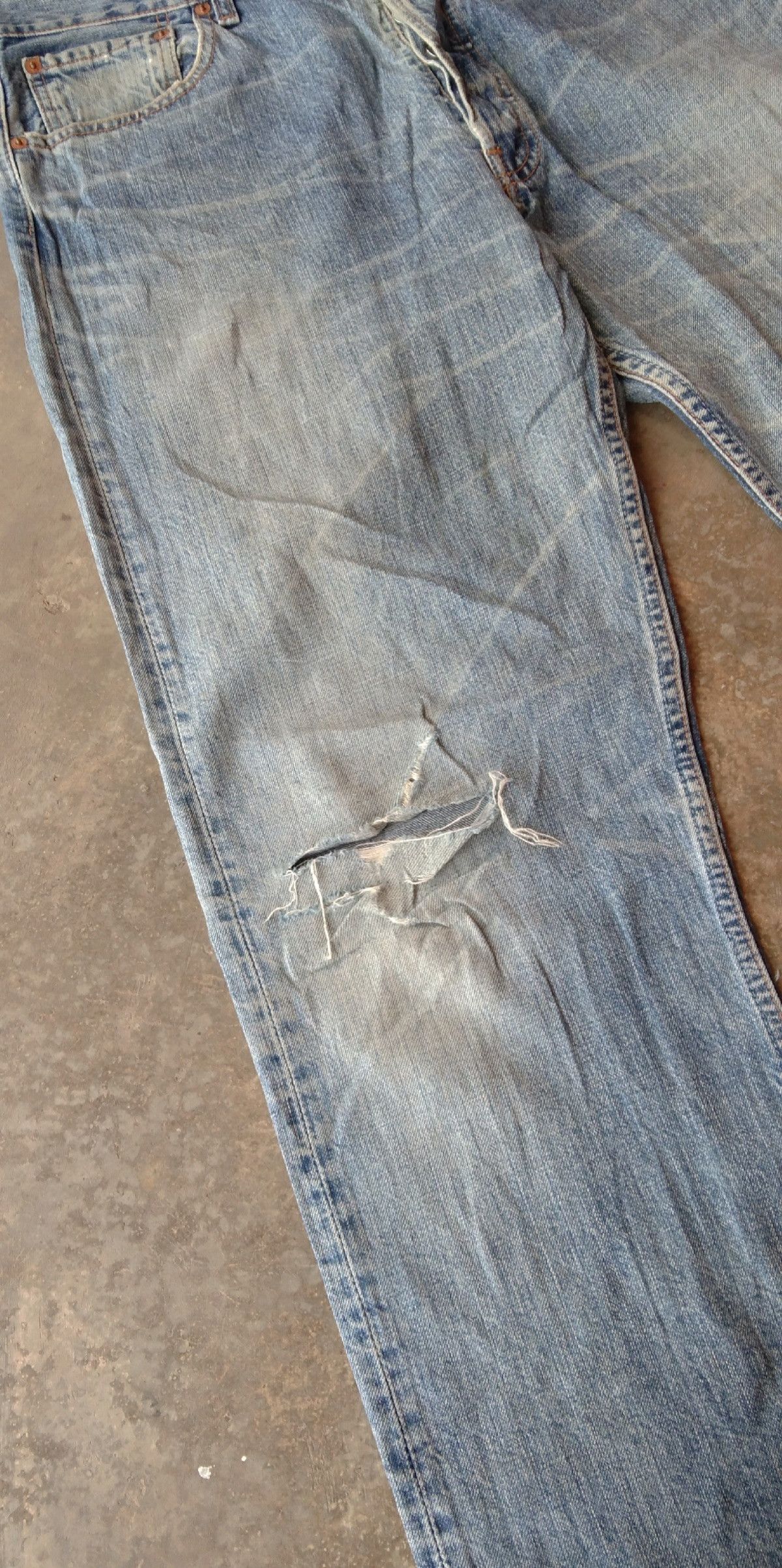 Levi's × Vintage Vintage Levis 501 Distressed Jeans 34x32 Size US 34 / EU 50 - 5 Thumbnail