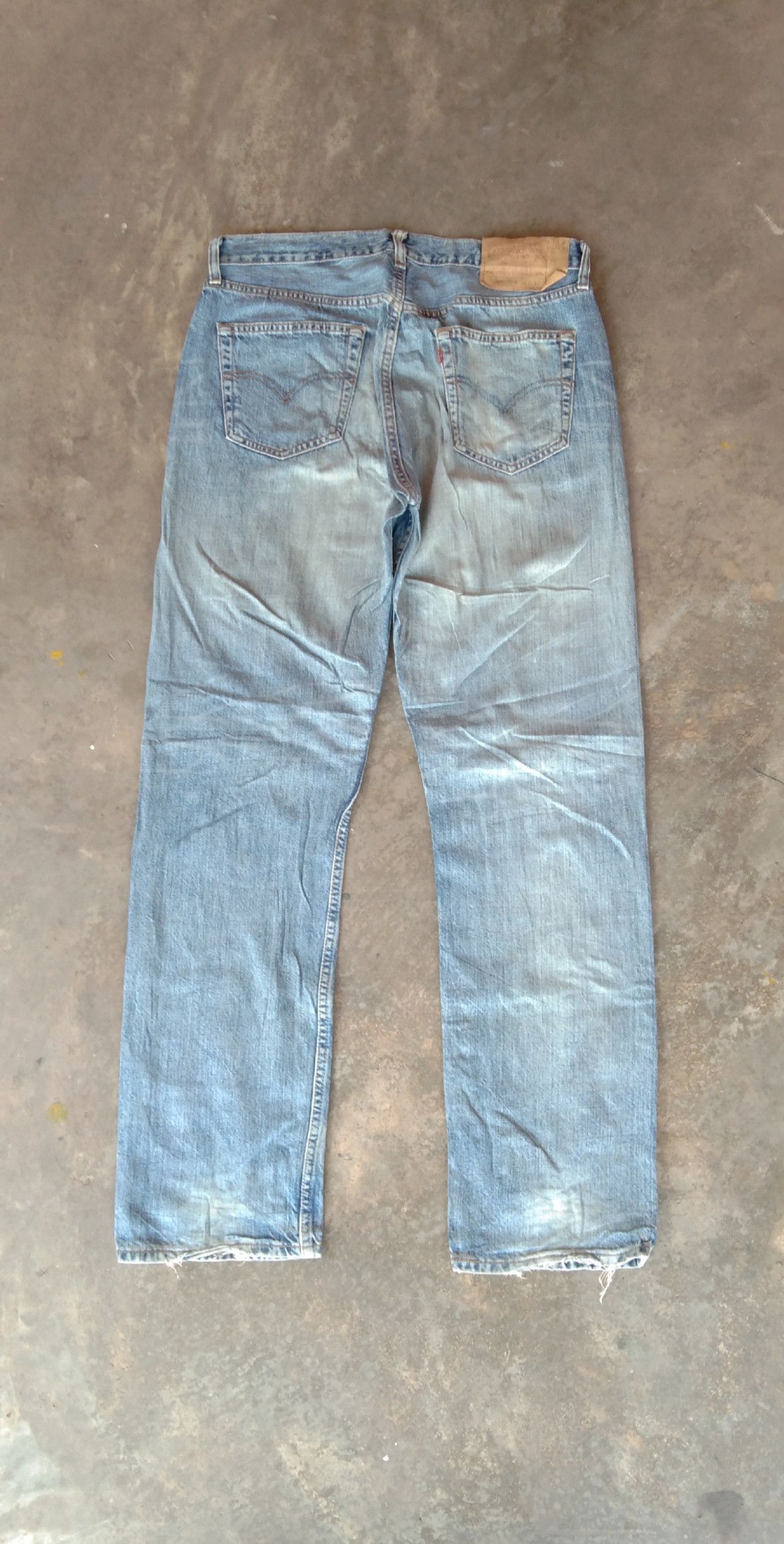 Levi's × Vintage Vintage Levis 501 Distressed Jeans 34x32 Size US 34 / EU 50 - 2 Thumbnail