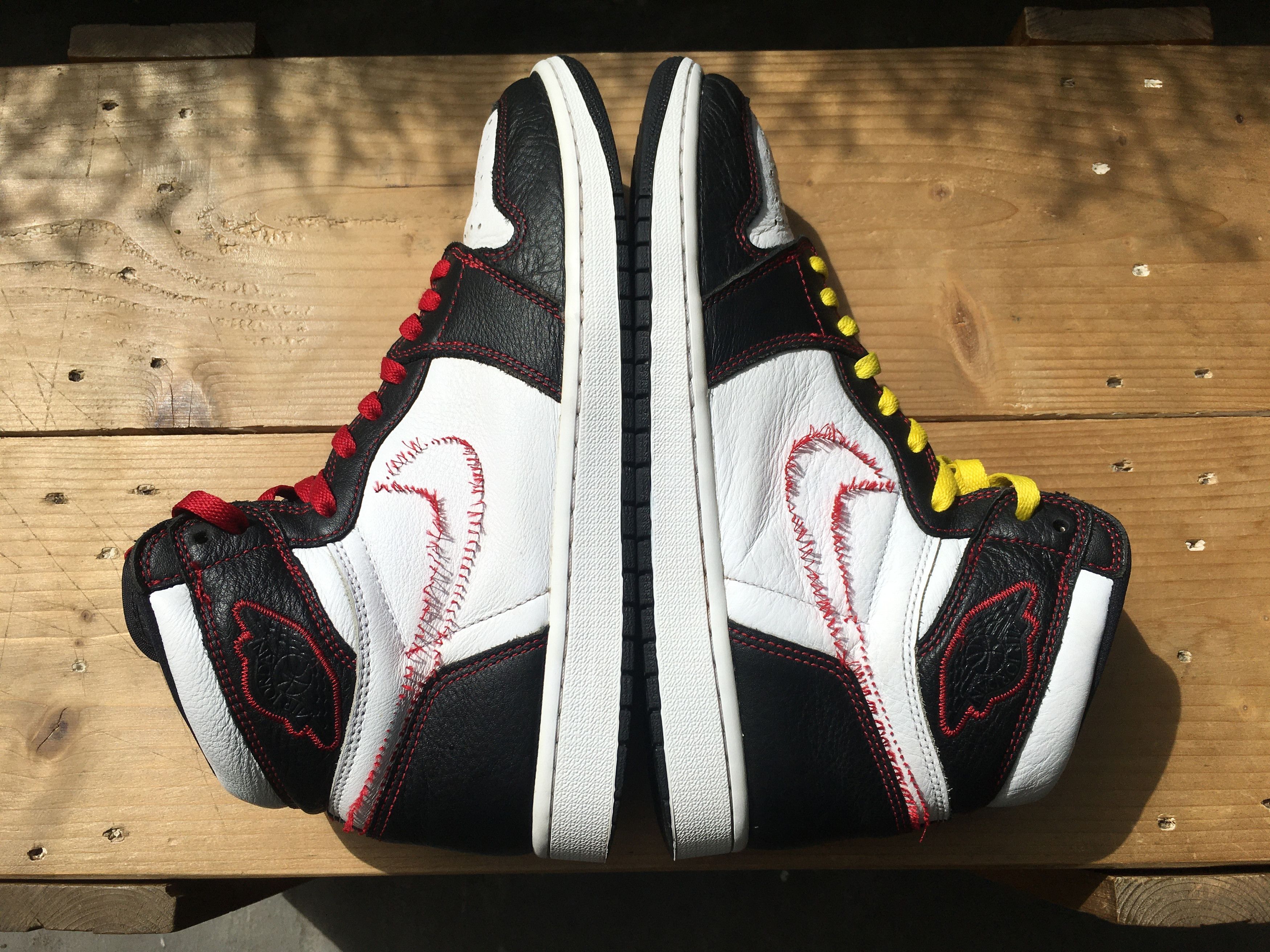 Jordan Brand × Nike 🔥 Nike Air Jordan 1 Retro High OG Defiant Size US 11 / EU 44 - 22 Thumbnail