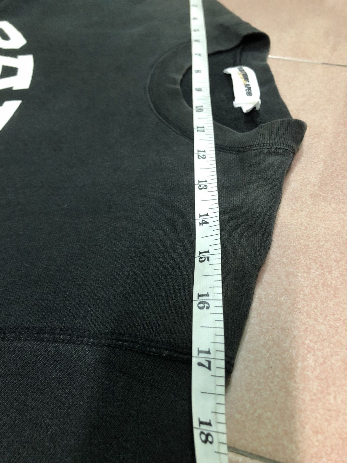 Bape Vintage Bape Sweashirt Size US S / EU 44-46 / 1 - 10 Thumbnail
