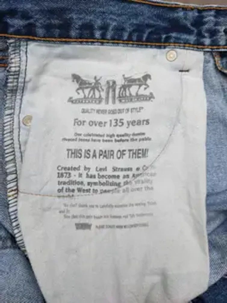 Levi's × Vintage Rare Vintage 1990’s Levi’s 505 Light Blue Wash Denim Jeans Size US 33 - 10 Thumbnail