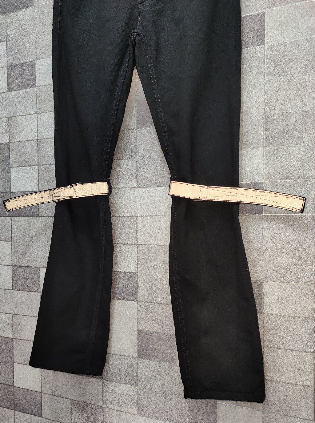 Seditionaries UNIQLO Bondage Reflective Velcro Strap Black Denim Pants Size US 29 - 3 Thumbnail